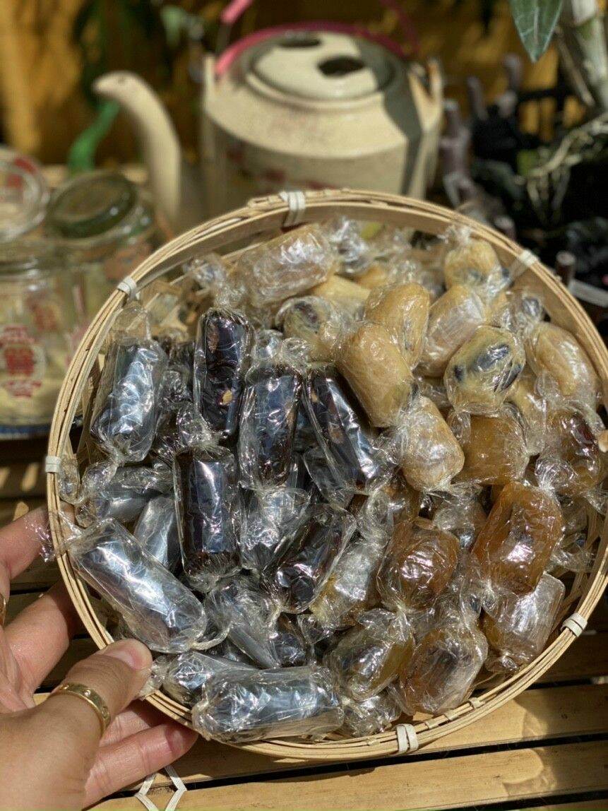 Mứt mãng cầu mix 3 vị 500g (Mãng cầu me,  mãng cầu truyền thống,  mãng cầu sữa)