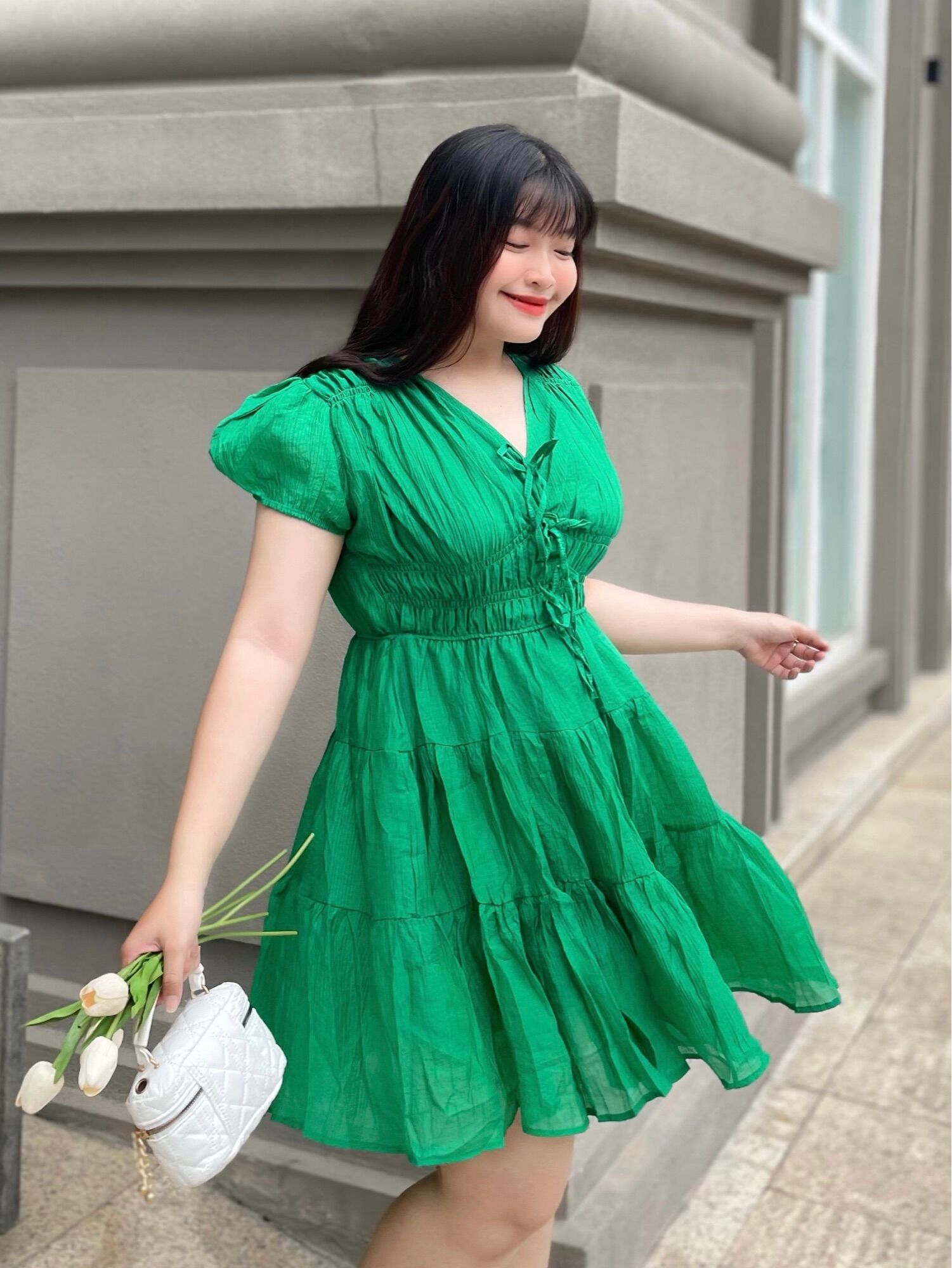 OOTD BIGSIZE | Đầm tơ cổ V đính nơ chun eo