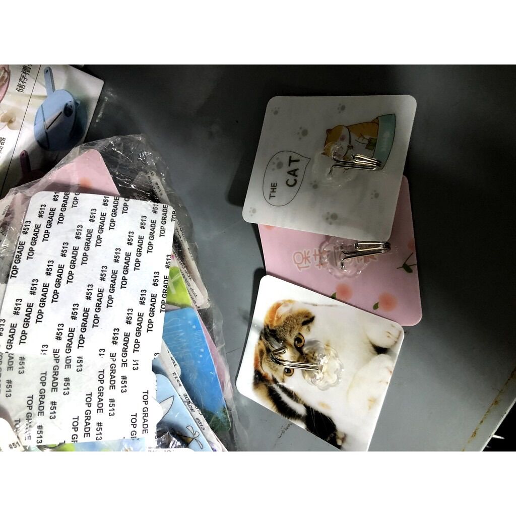1 móc dán tường 3d vuông nhiều hình