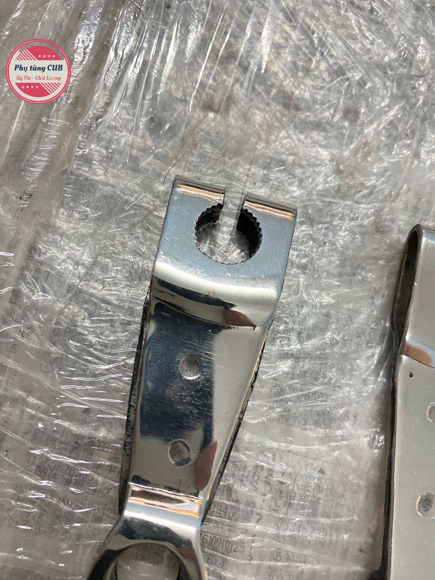 Càng thắng xe cub, dream inox ( giá 1 cặp )