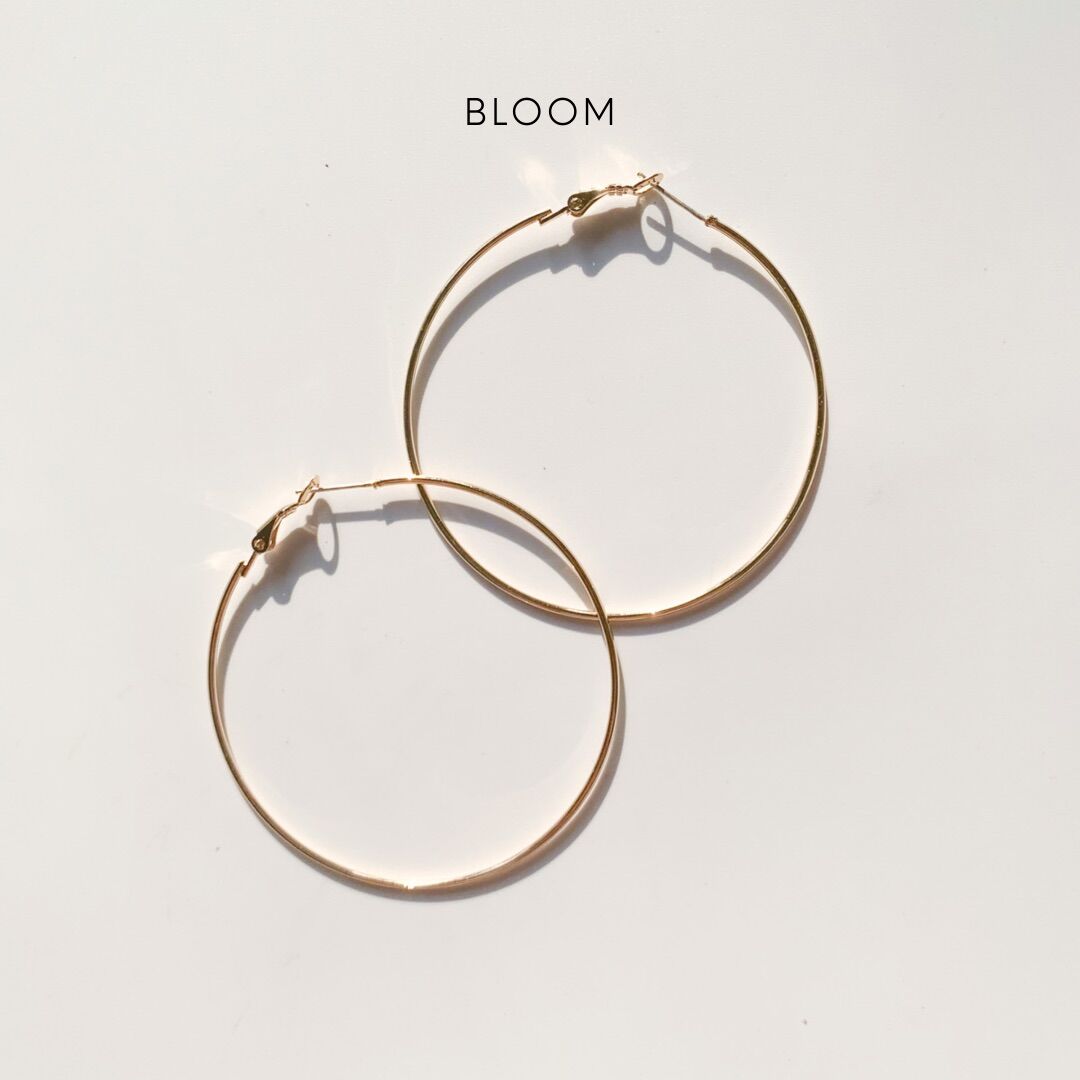 Khoen tròn hoop earrings 6cm chuôi bạc s925