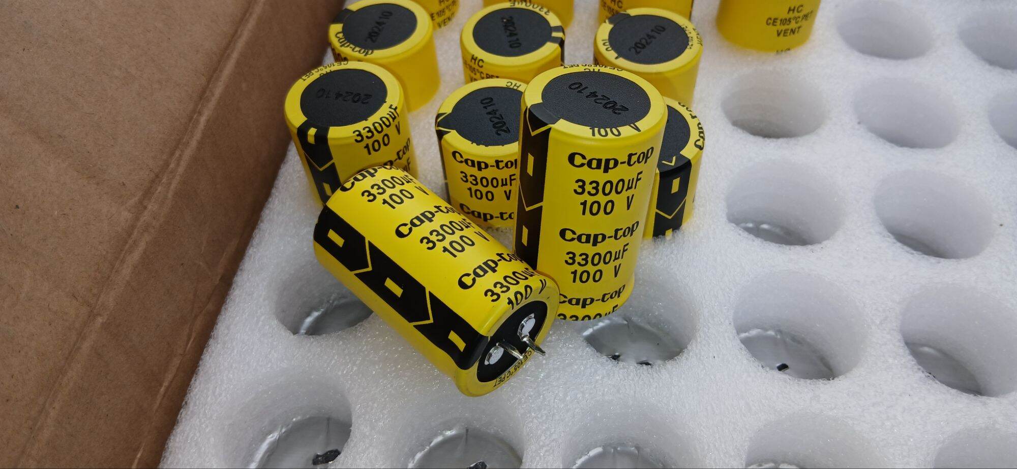 [ TIM NHA PP ] tụ tần suất cao 100V 3300uf