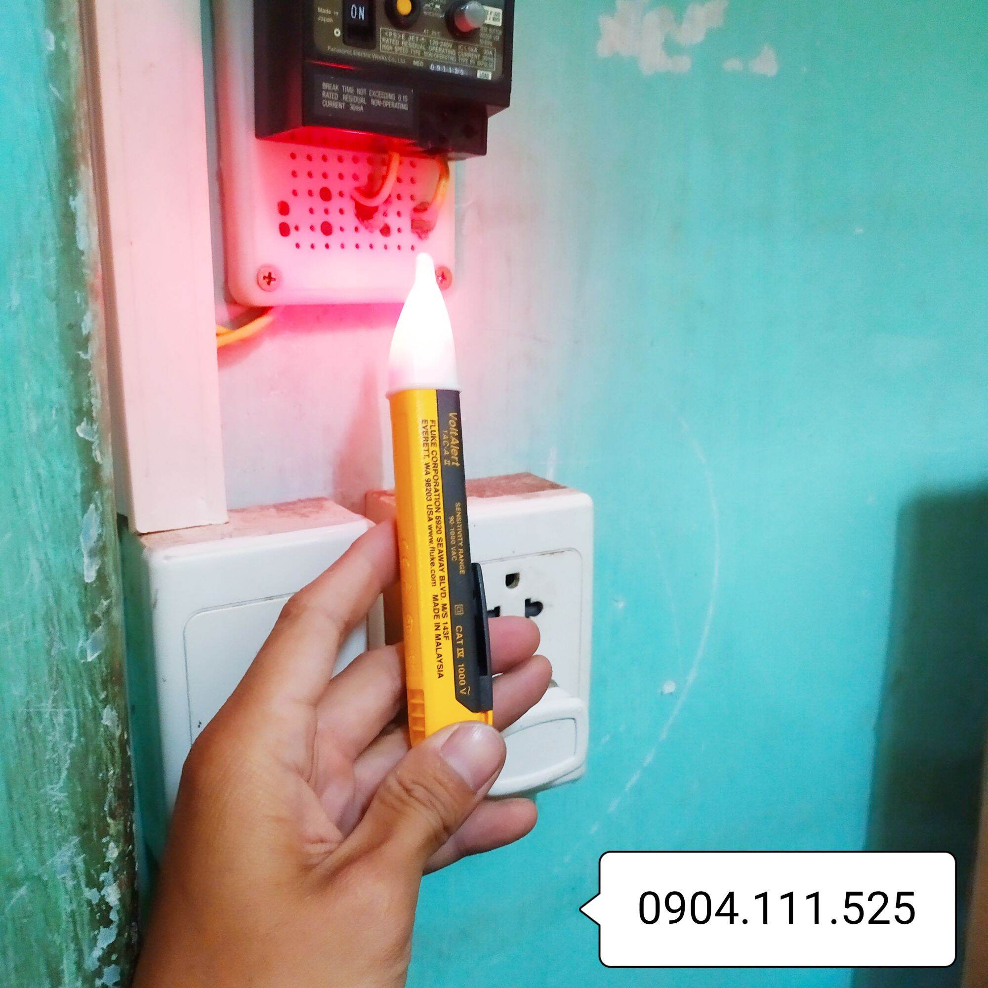 [HCM]Bút thử điện không tiếp xúc Fluke 1AC-II (90 V AC to 1000 V AC)