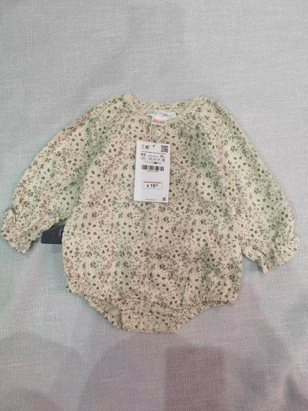 Body hoa vintage auth tuồn Zara bé gái 0-12m, form to