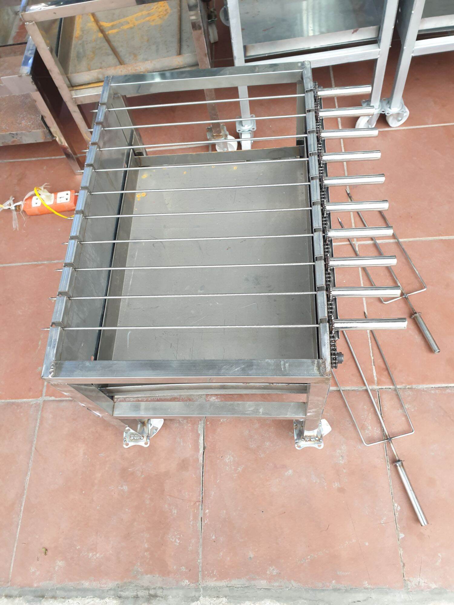 MÁY NƯỚNG 10 XIÊN CHẤT LIỆU INOX