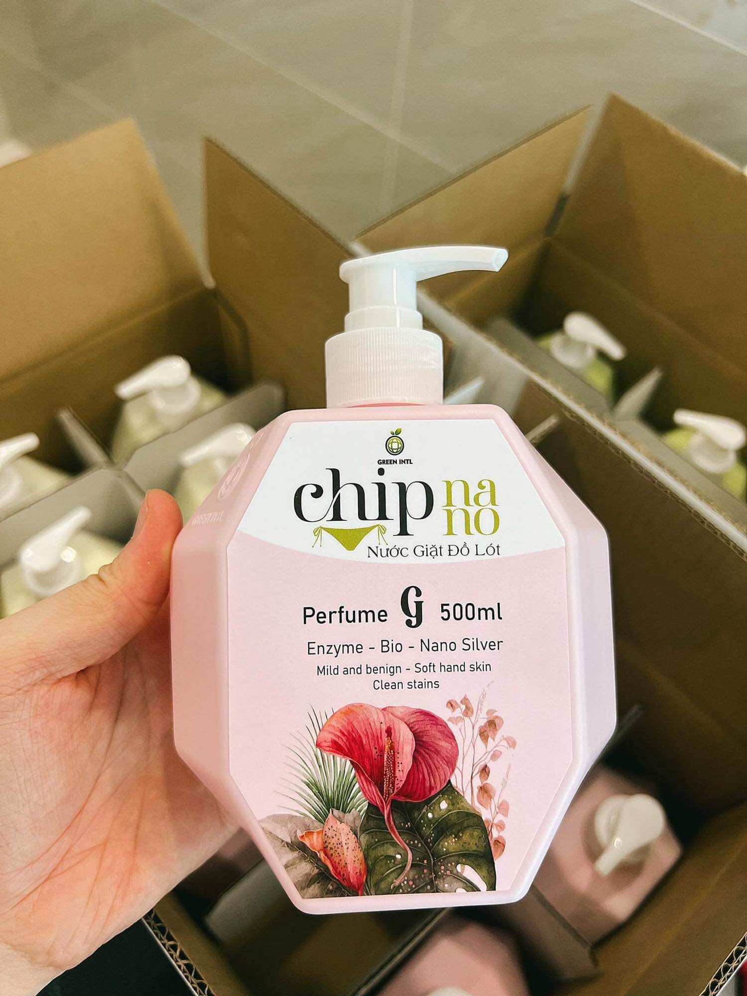 Nước Giặt Đồ Lót CHIP NANO Hương Nước Hoa Pháp 500ML, Làm Sạch Vết Ố, Kháng Nấm Chuyên Sâu Cho Đồ Lót - 2