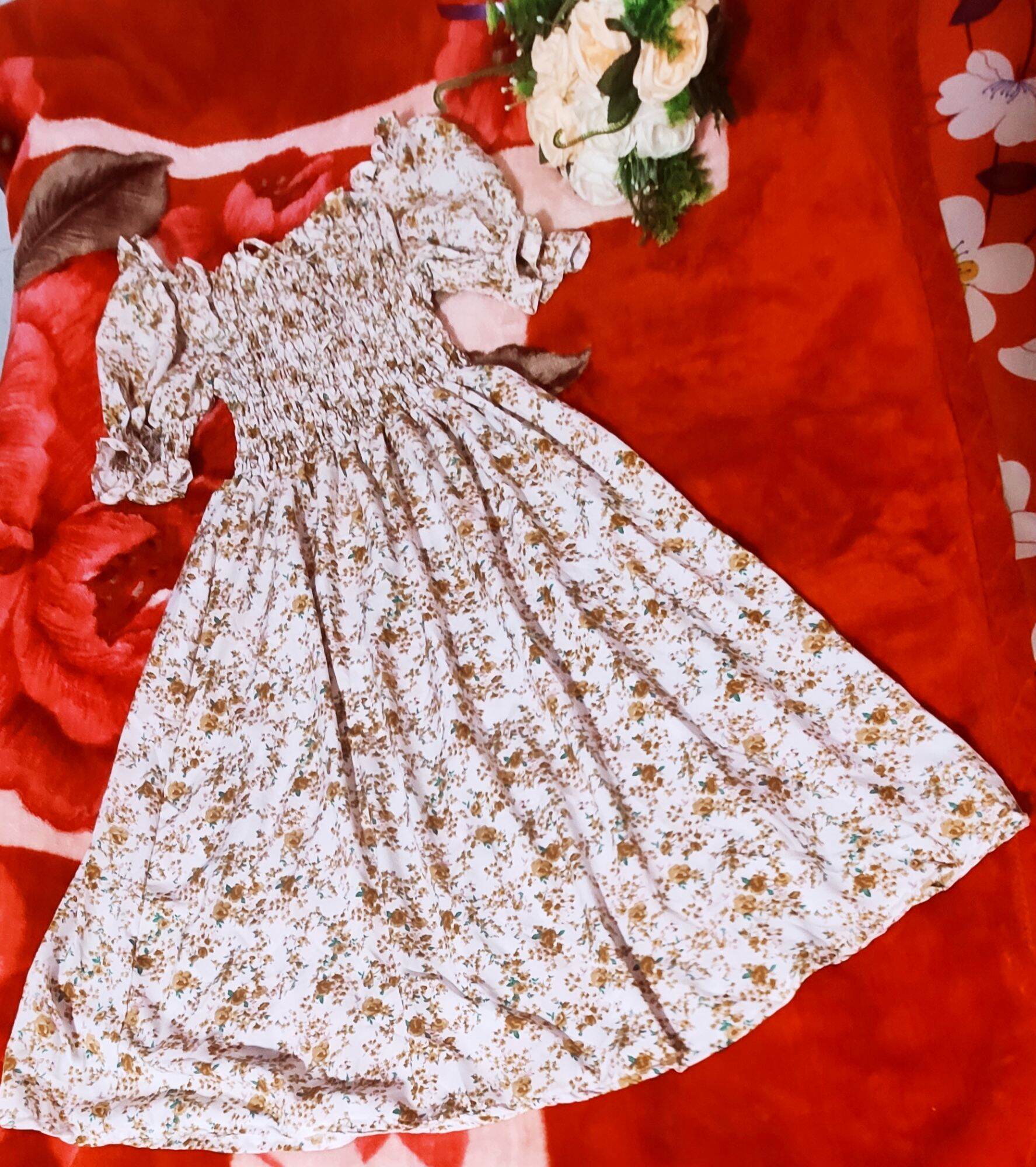 Đầm matxi xoè