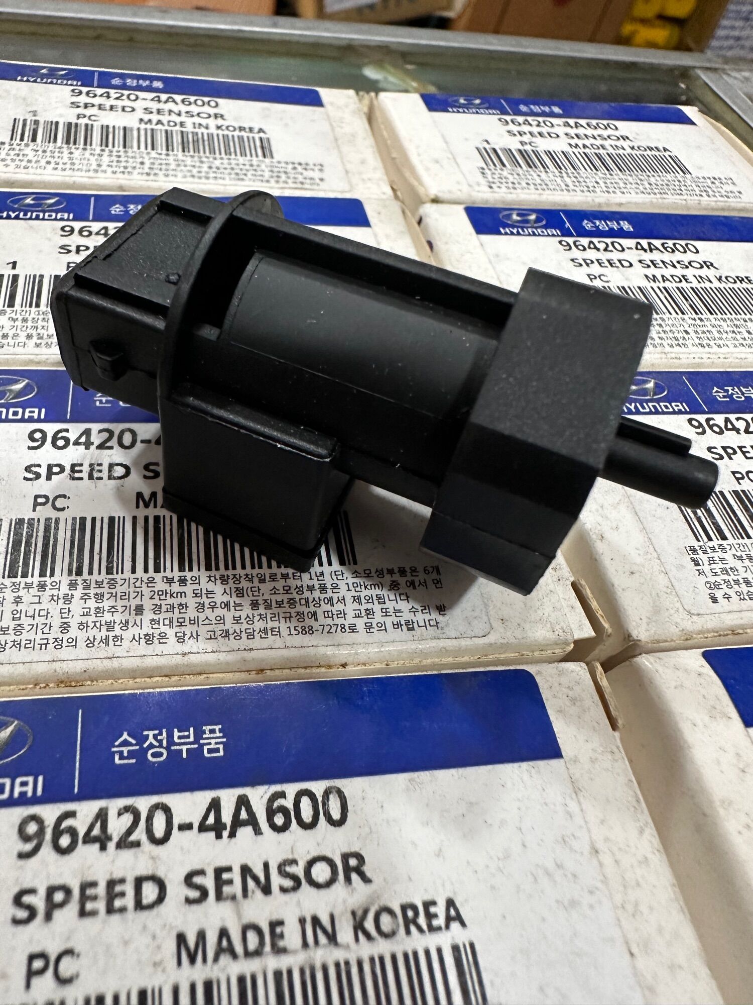 CẢM BIẾN TỐC ĐỘ (BÁO KM) KIA MORNING 2003-2007 / HYUNDAI I10 96420-4A600 made in KOREA