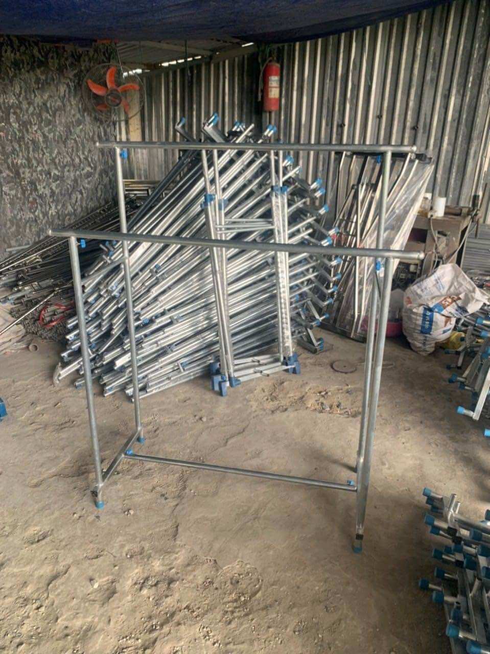 Giàn sào phơi đồ inox đôi chân vuông siêu bền