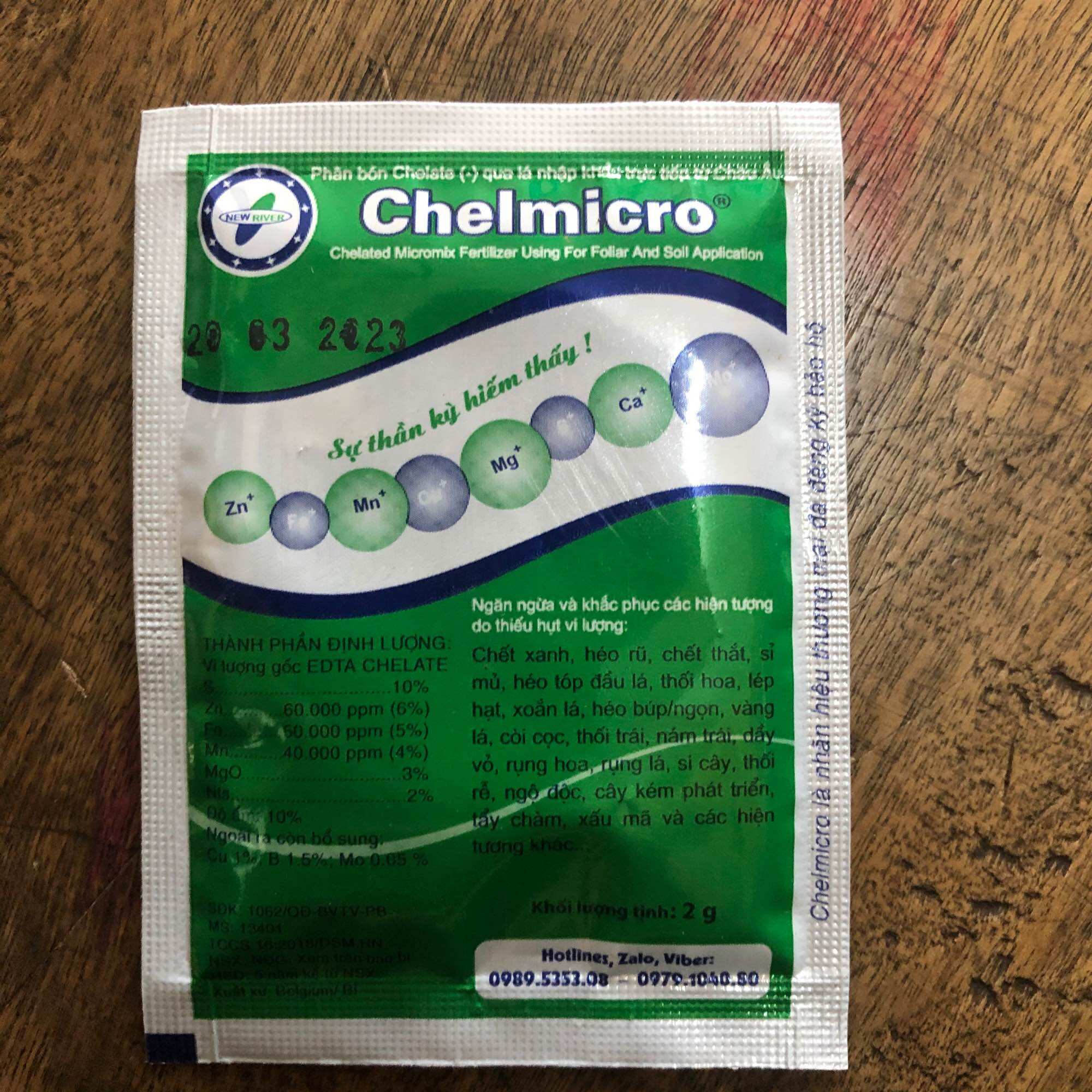 Phân bón vi lượng Chelmicro 2g pha 10-16 lít nước