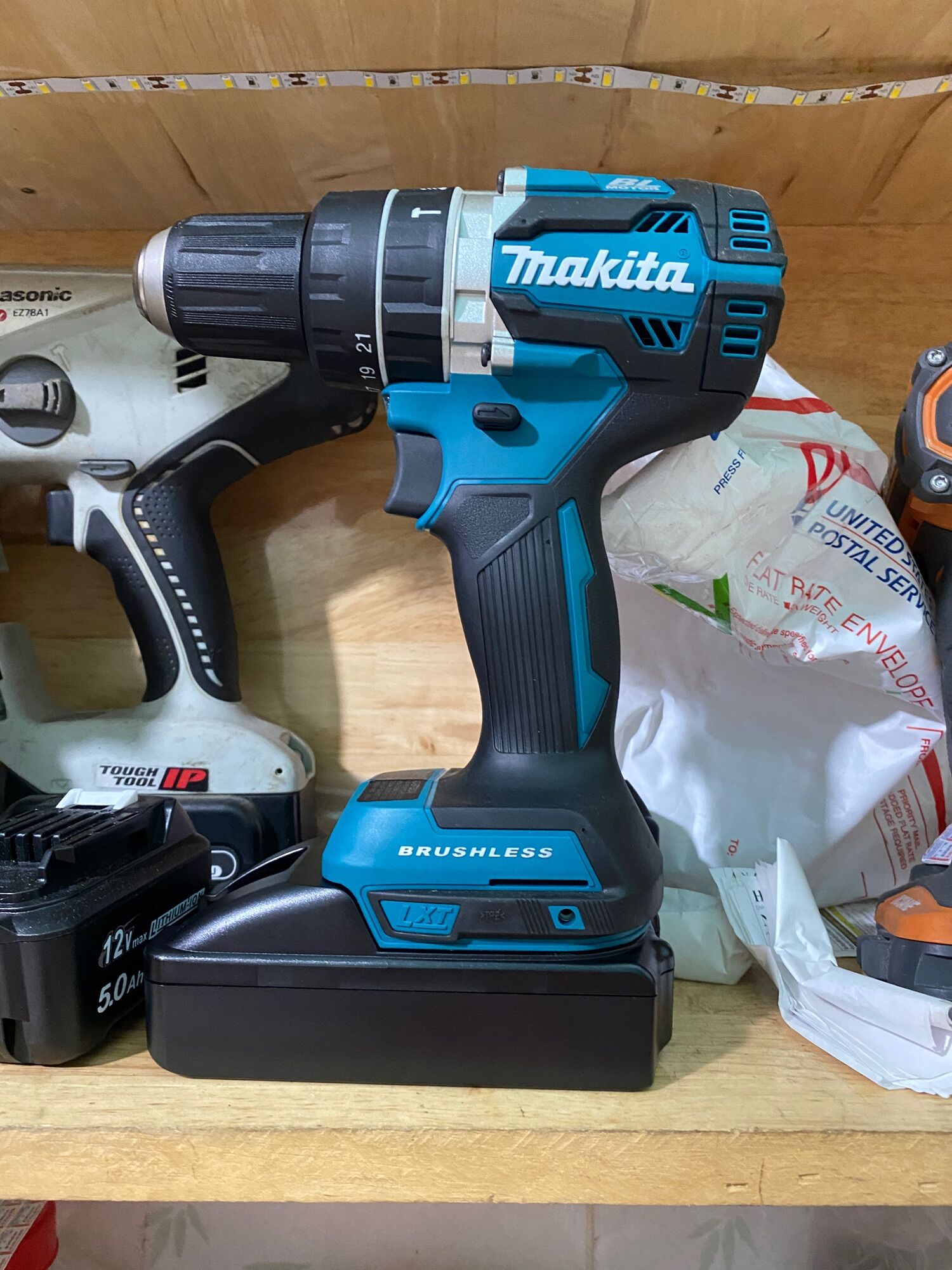 Body makita xph 12
