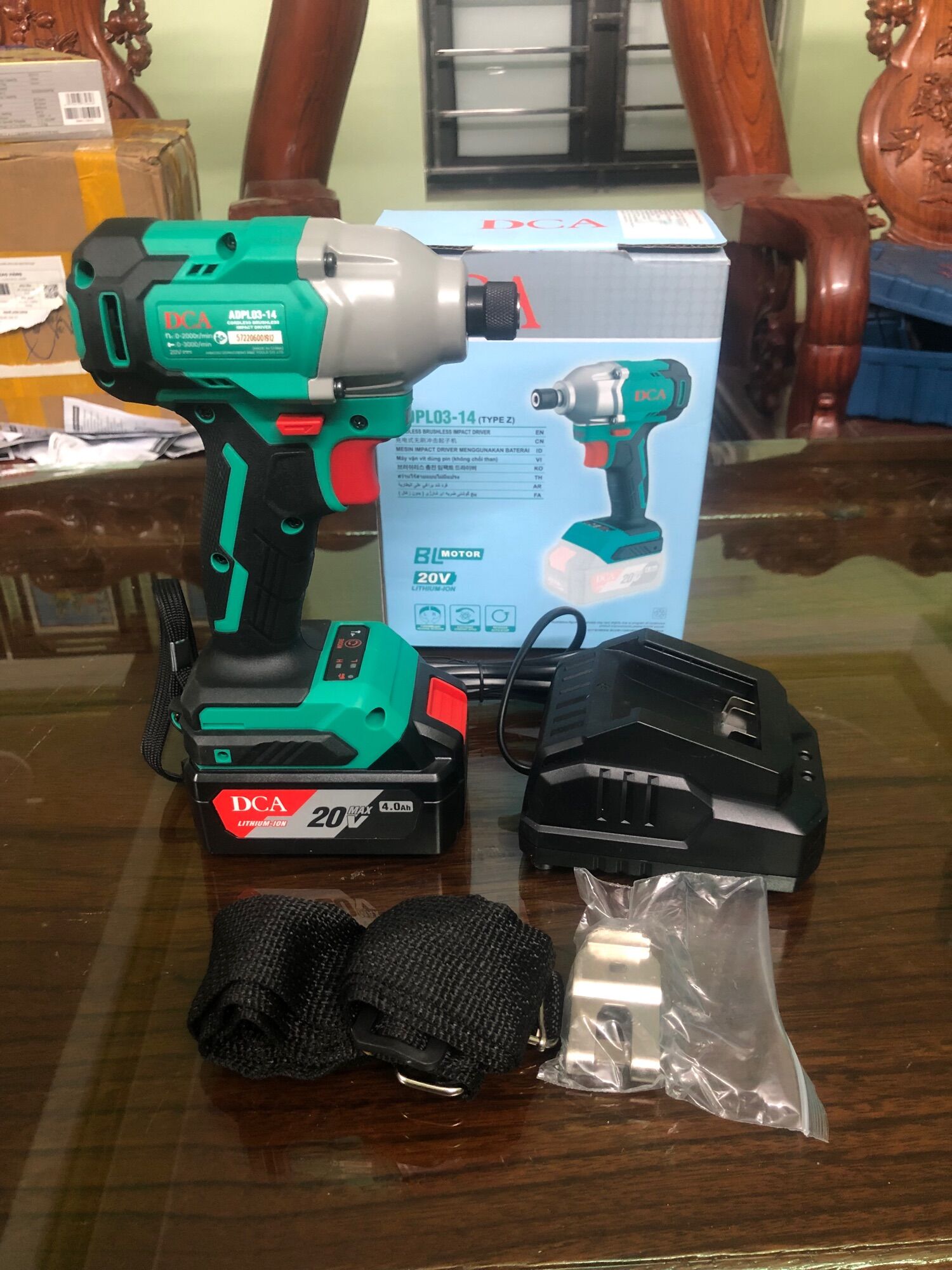 Máy bắn vít pin DCA 20v adpl03-14 chính hãng