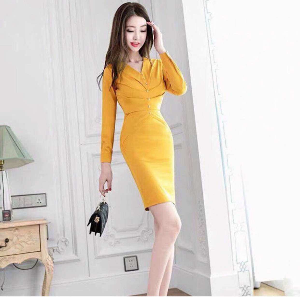 Đầm body vàng nhún eo