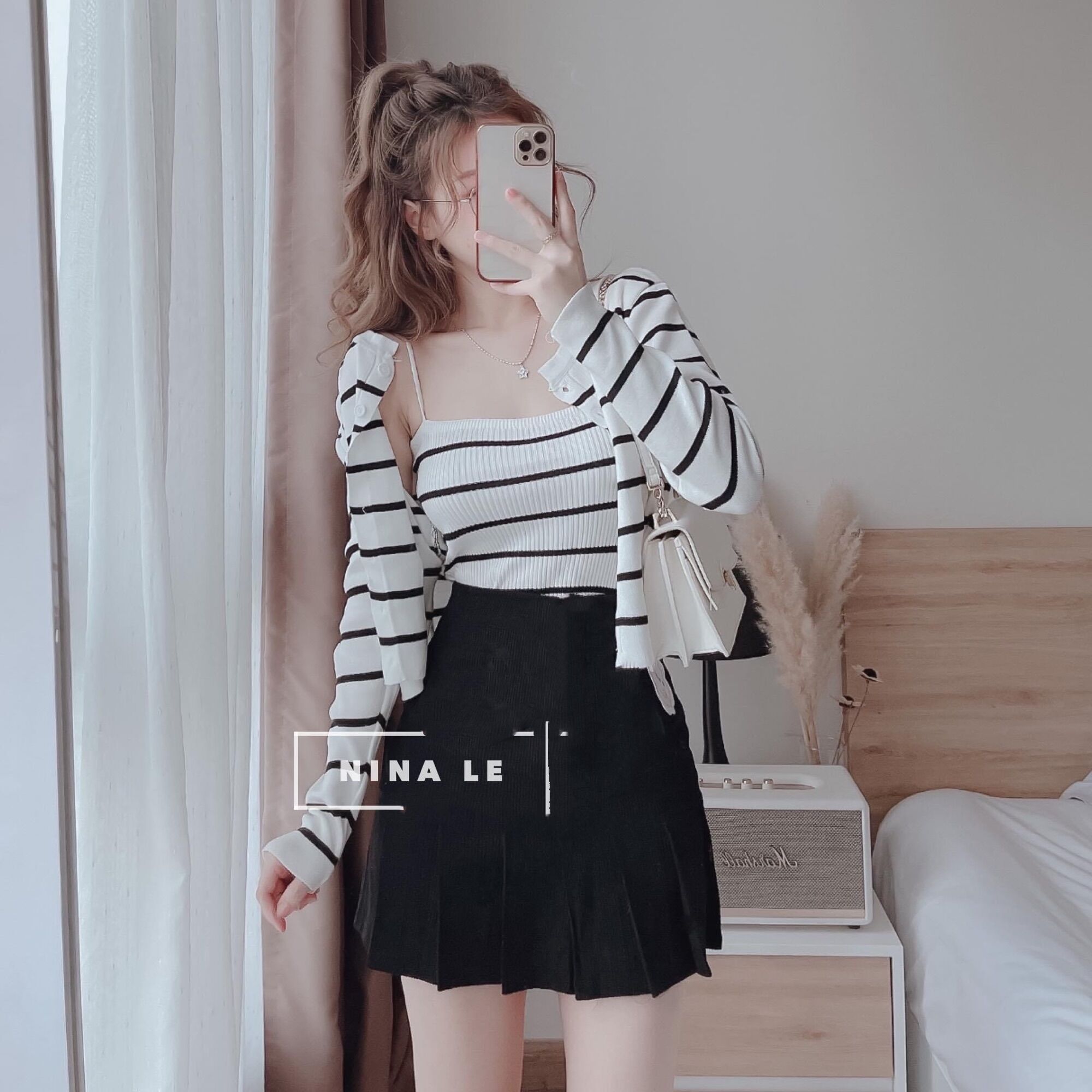 Set váy tennis đen + set 2 món áo khoác sọc