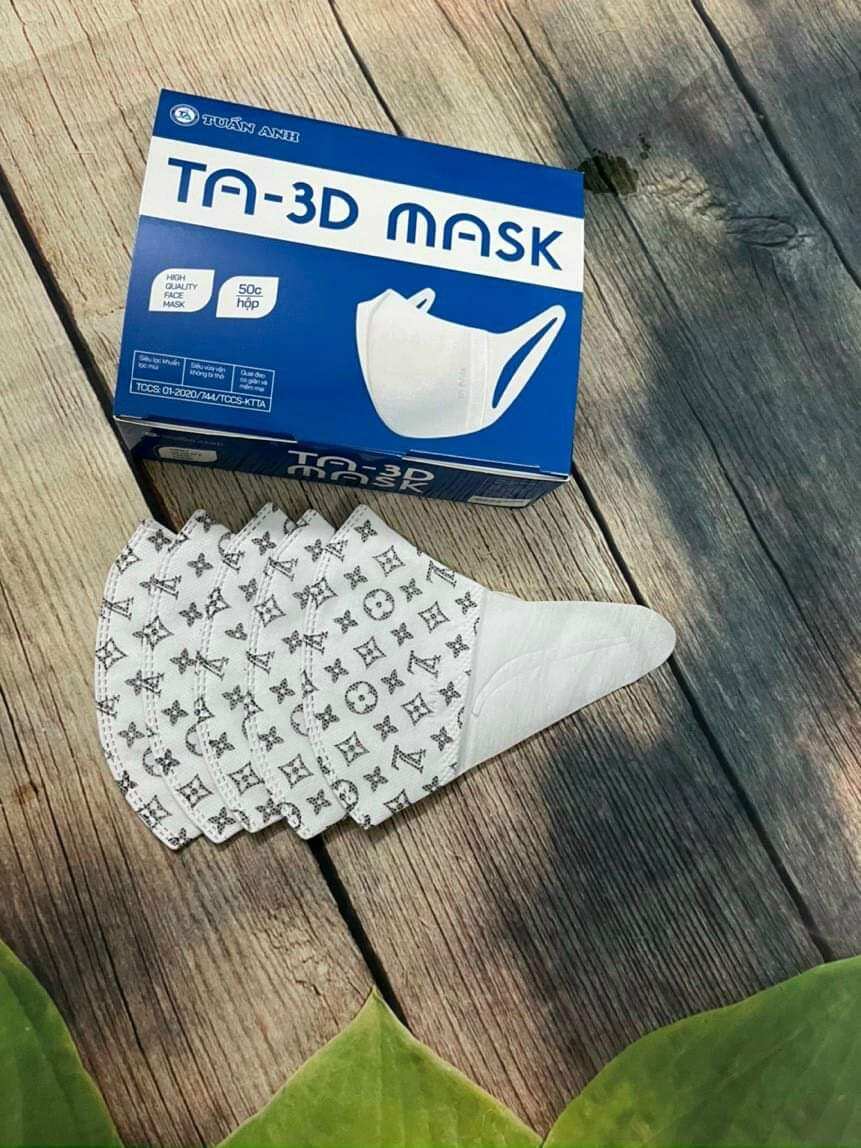 Hộp 50 chiếc khẩu trang 3D mask họa tiết L.V