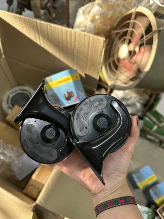 Còi sên Bsoech hộp sắt đủ 12V/24V