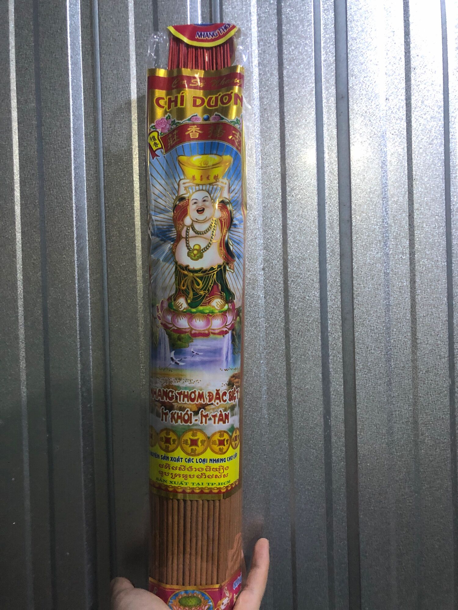Nhang thơm Chí Dương ít khói ,ít tàn