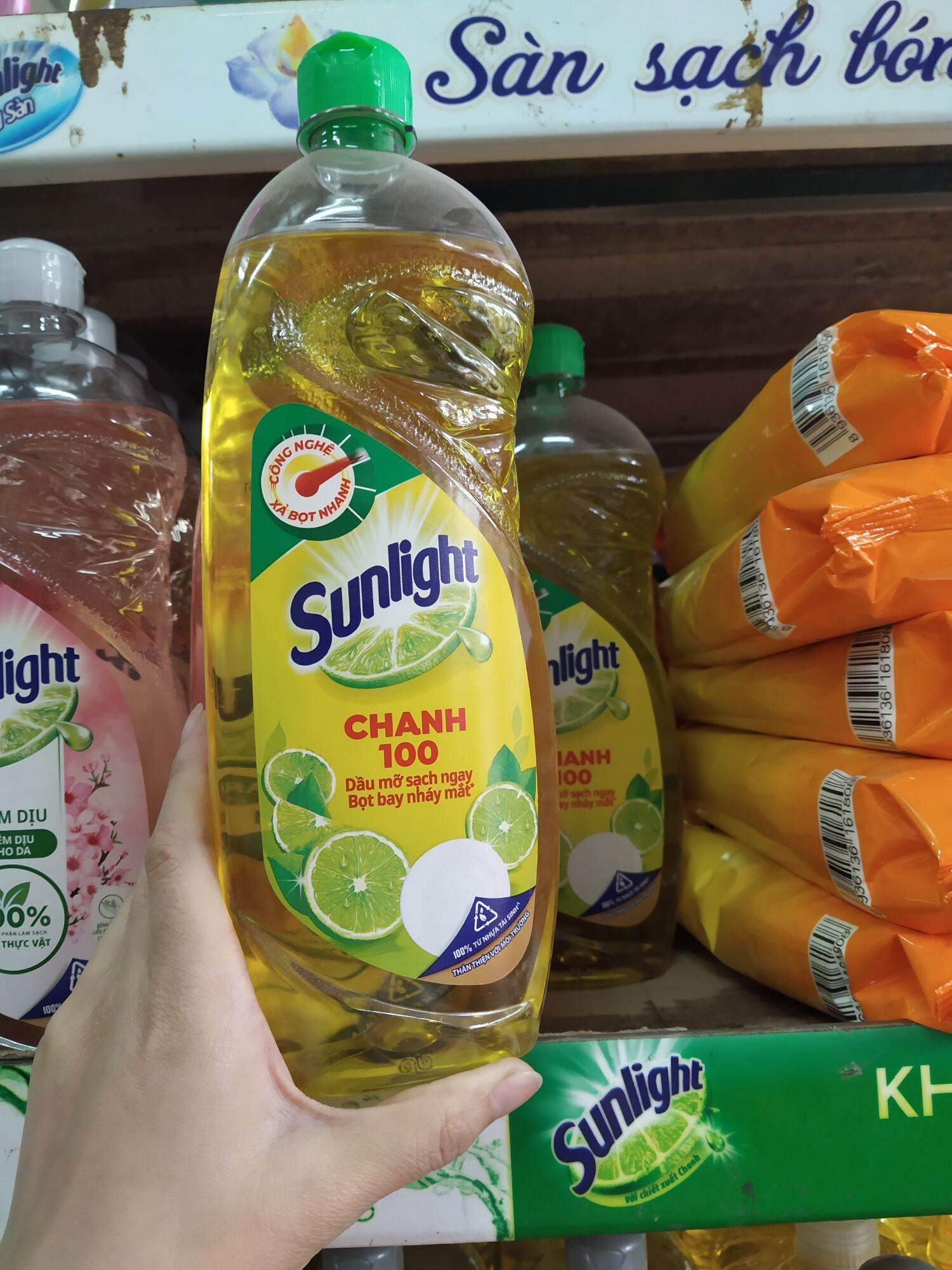 Nước rửa chén Sunlight 750ml