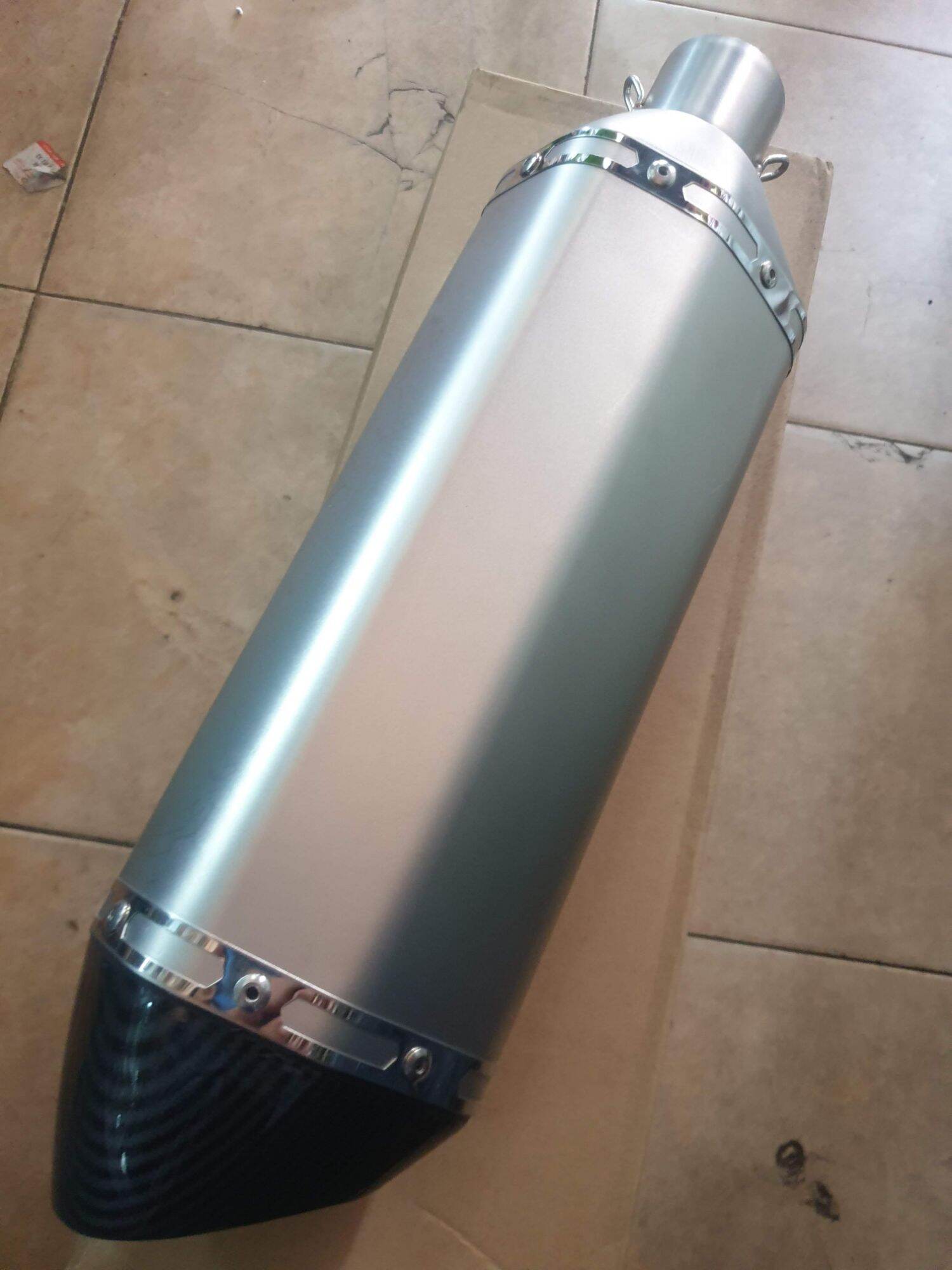 PÔ AKRAPOVIC TITAN LỤC GIÁC LỚN .