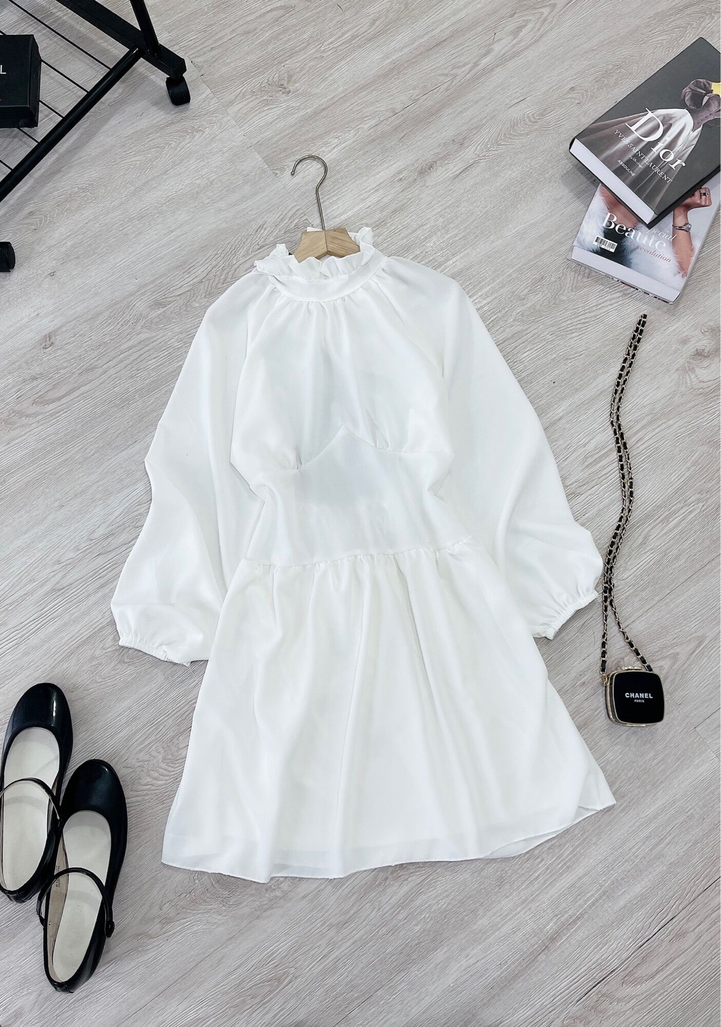 VÁY ĐŨI CỔ BÈO HỞ LƯNG THẮT NƠ DN01