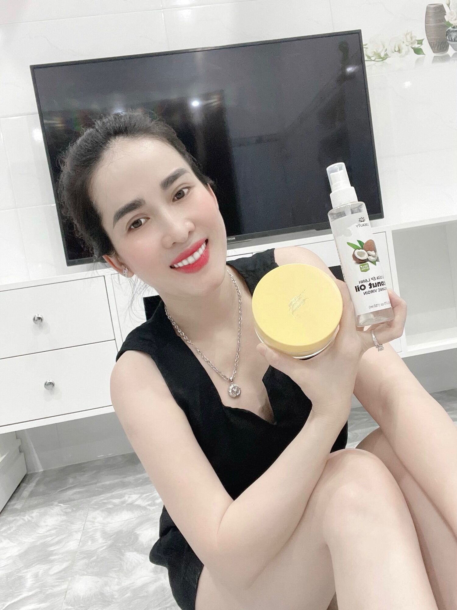 Combo dầu dừa & kem body govent