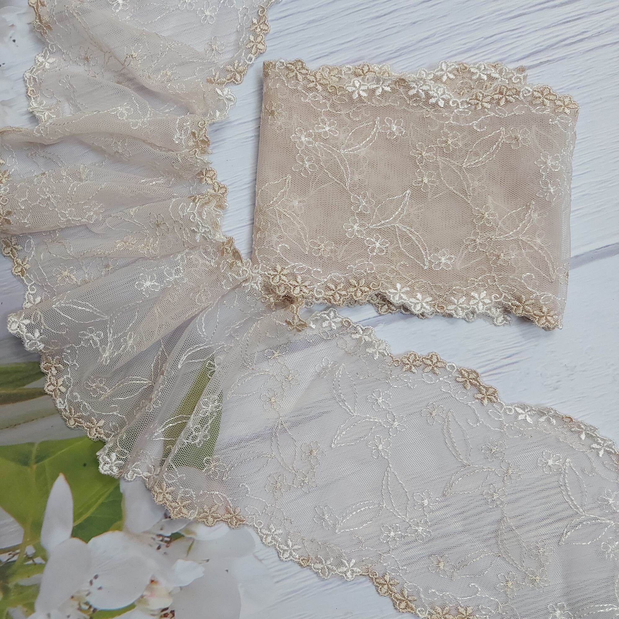 Ren lưới thêu chân 2 biên ,màu da ,bản rộng 10cm.