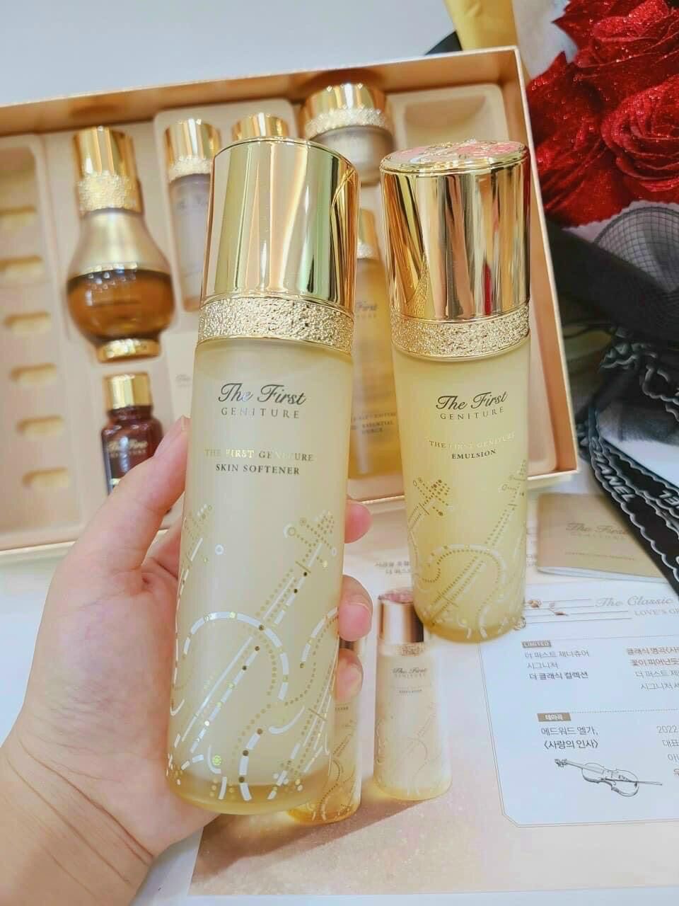 Sữa dưỡng Ohui The First 145 ml full size tách set