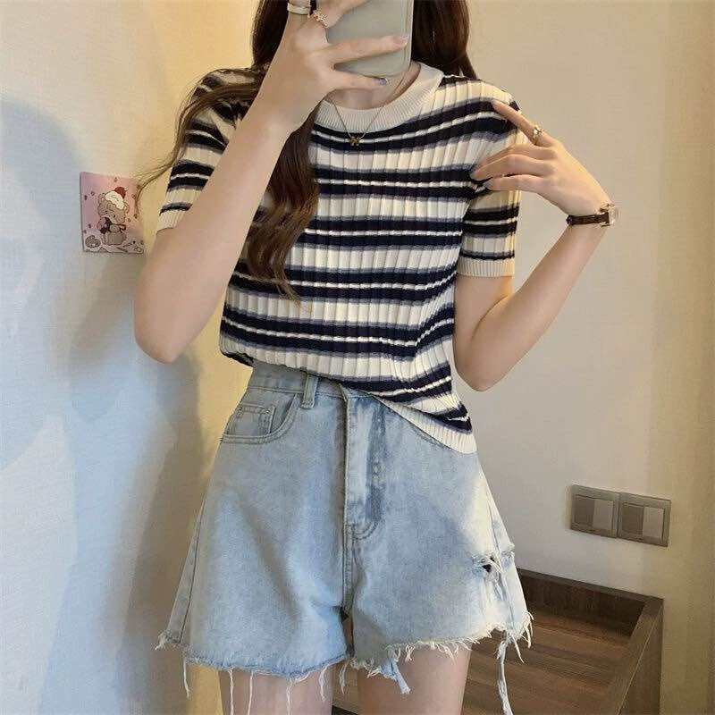 Áo thun dệt kim nữ tay ngắn kiểu kẻ ngang cổ tròn len mongtoghi dáng croptop ôm body hàng Quảng Châu