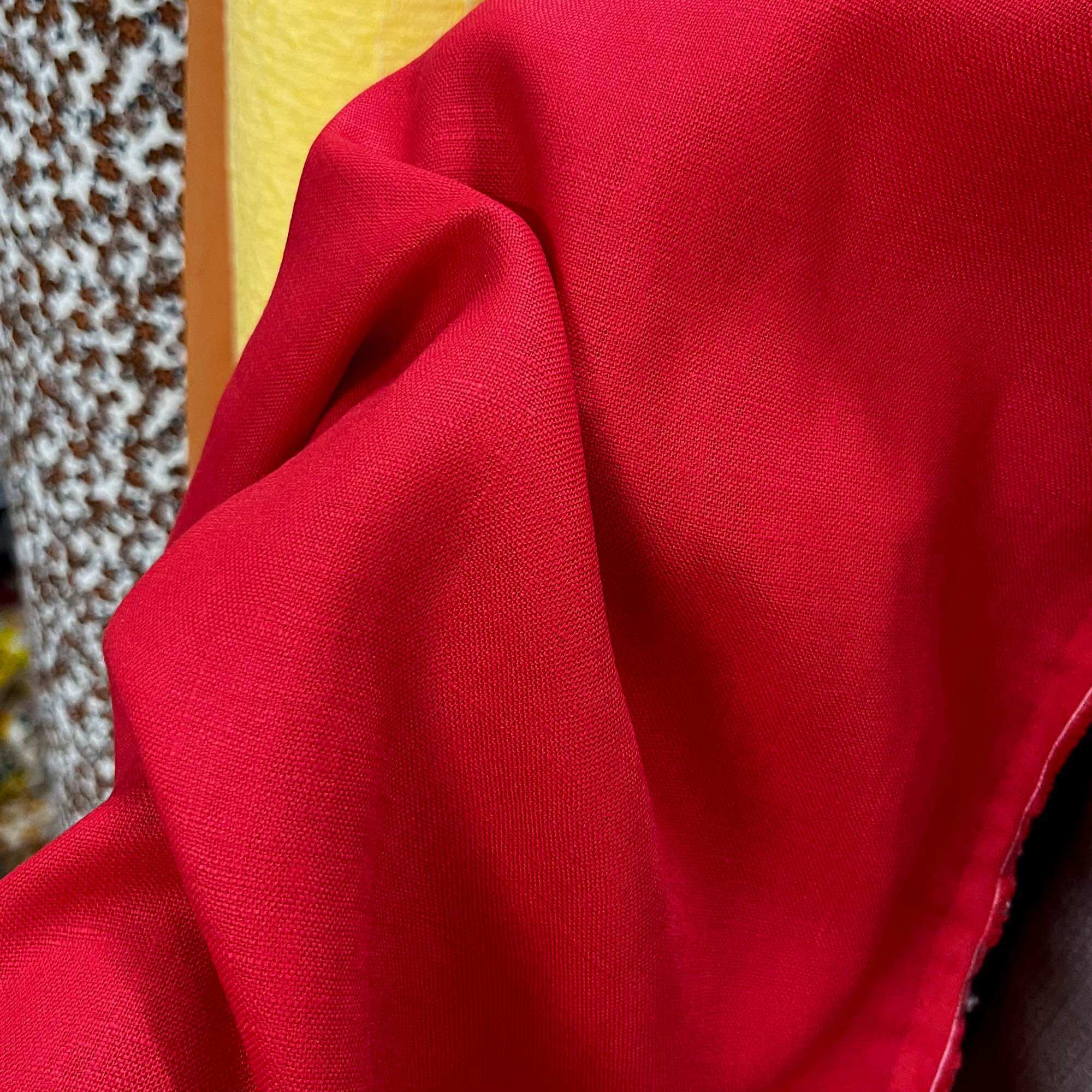 Vải linen bố tưng đỏ ớt dày dặn mướt mặt vải khổ 1m35