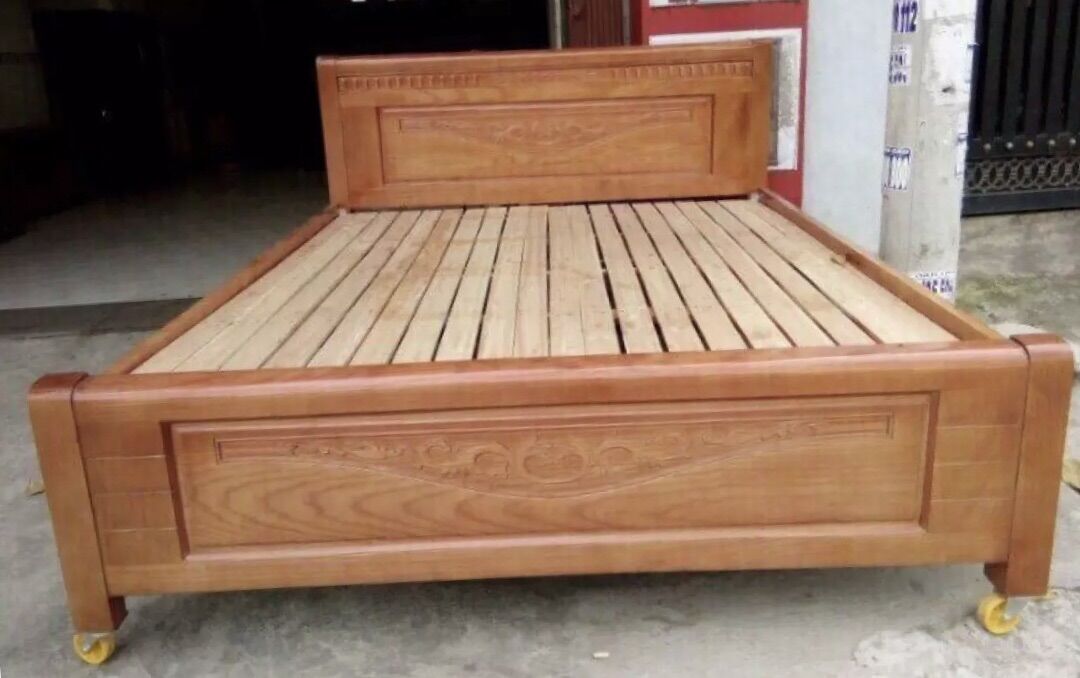Giường ngủ gỗ xoan đào dát lọt