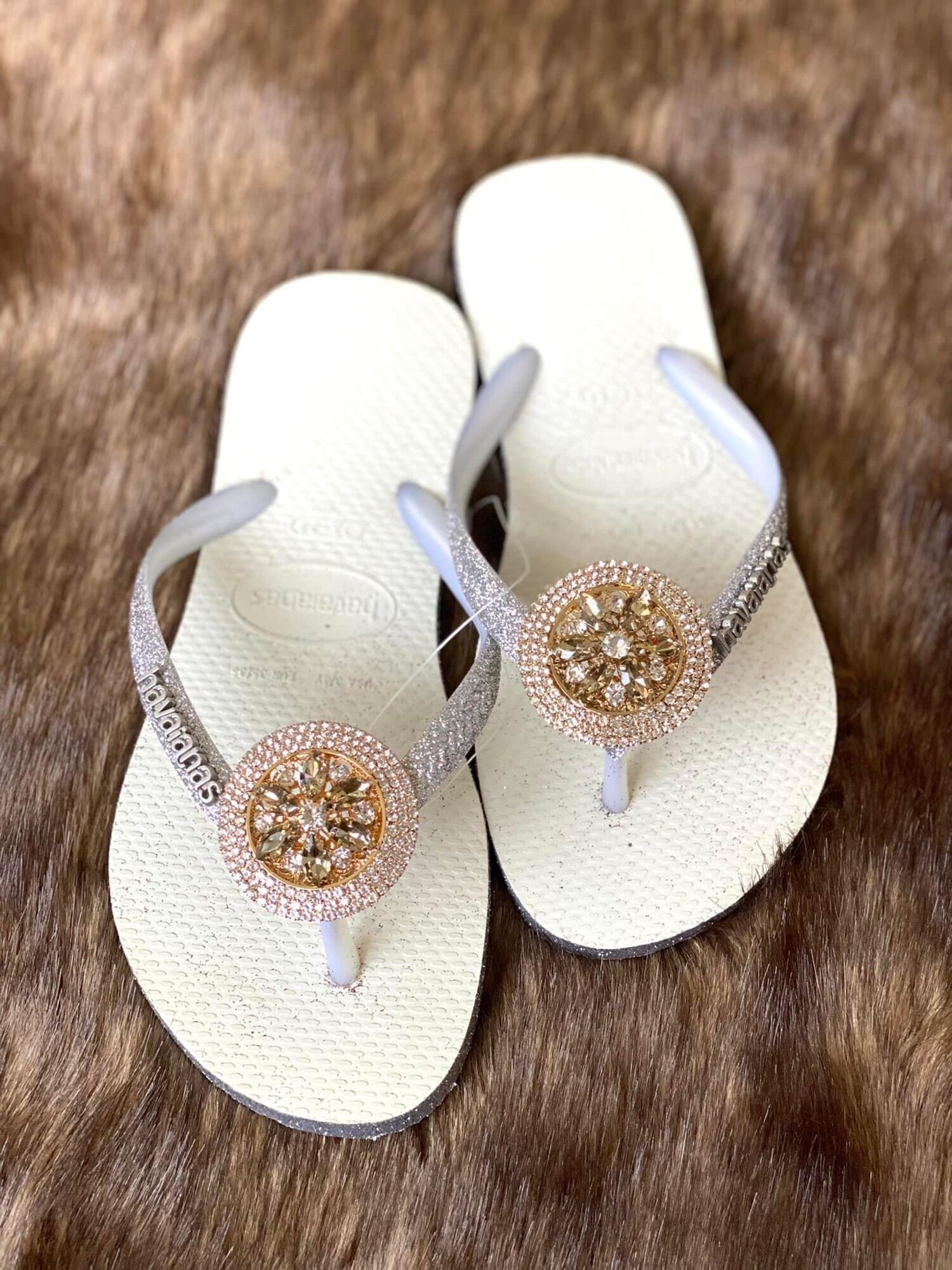 Havaianas nhũ kèm charm