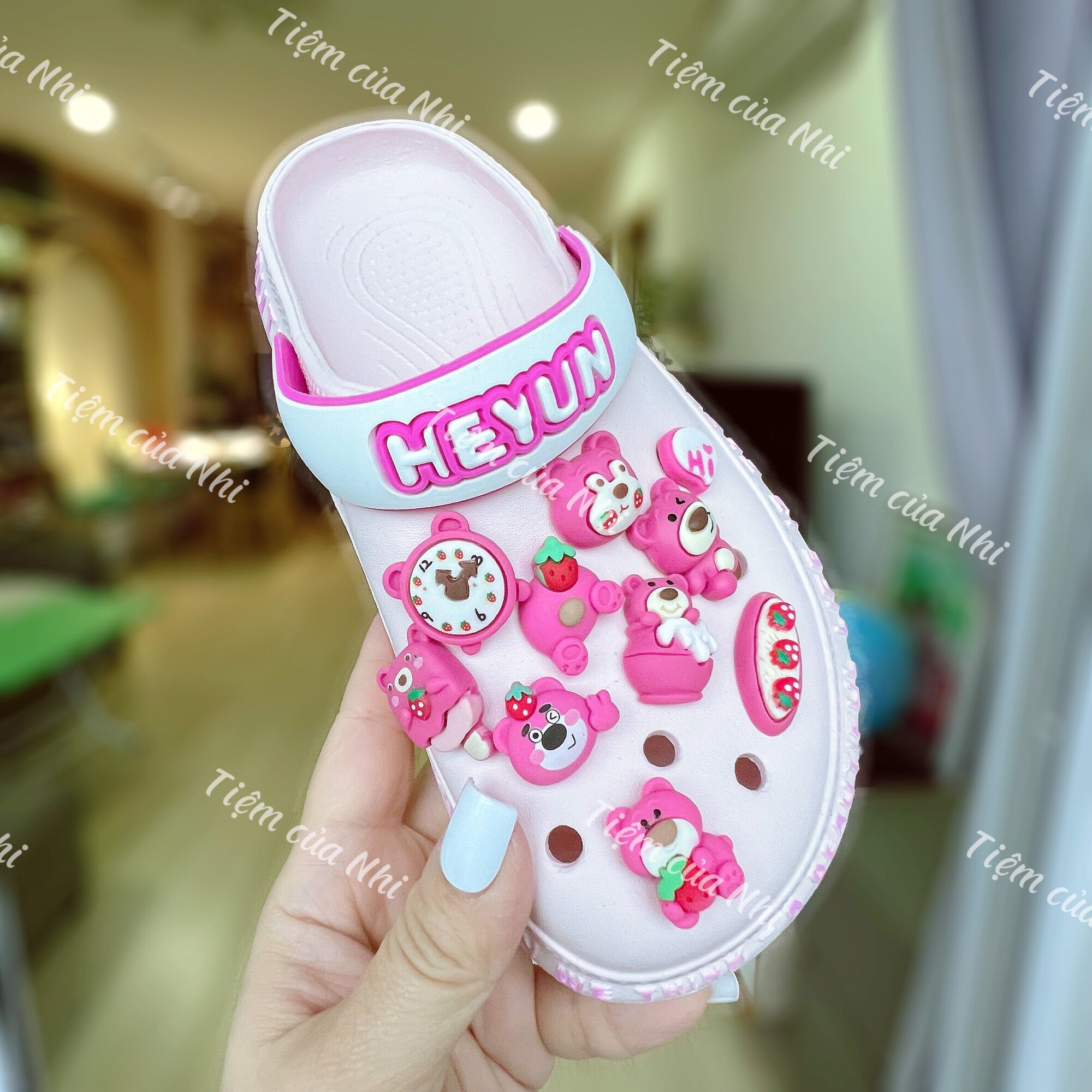 SET 20 CHARM GẤU DÂU LOTSO GẮN DÉP