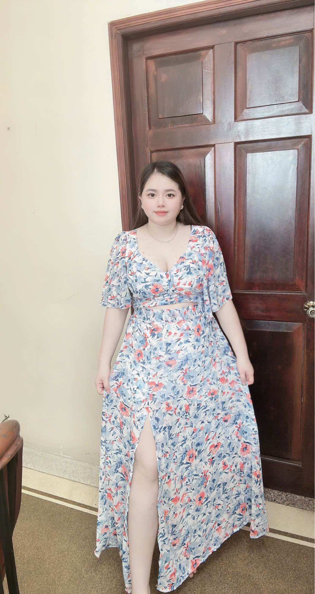 [Bigsize 65-90kg] Set áo chân váy voan xẻ tà