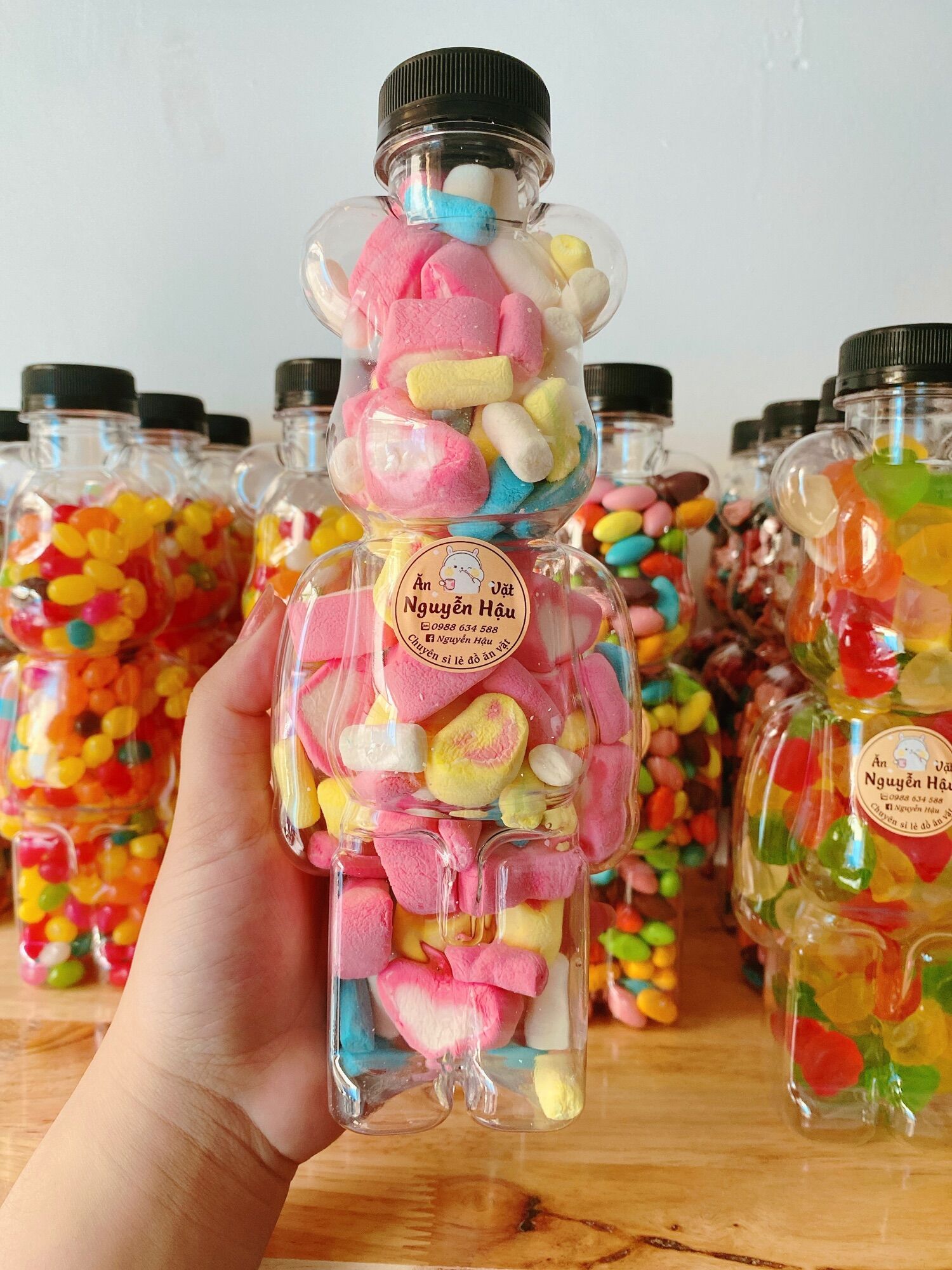 Kẹo chai gấu BearBrick các loại chai 500ml