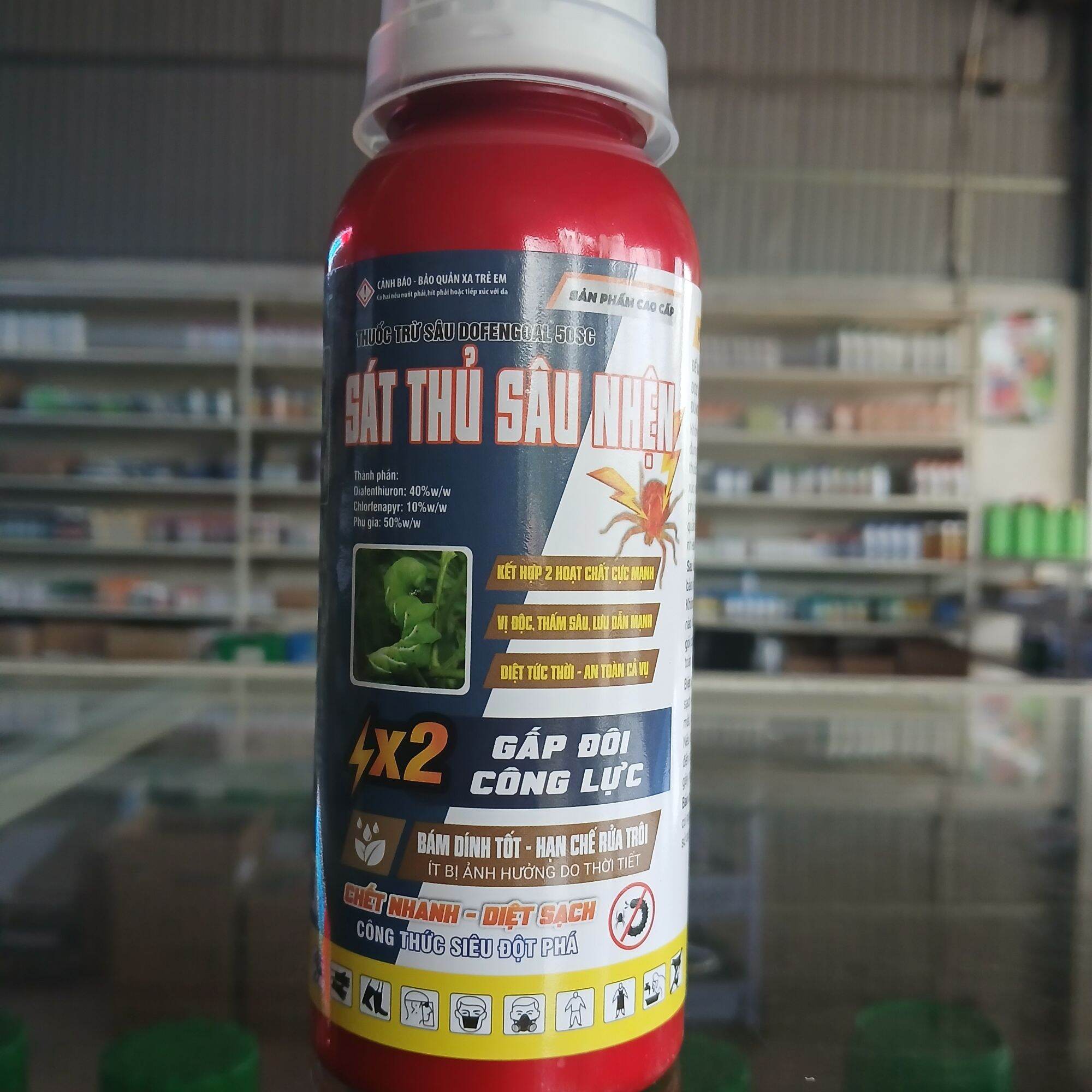 Chế phẩn Dofengoal 50sc Hiệu lực SÁT THỦ SÂU NHIỆN. Gấp đôi công lực, đánh bay nhện đỏ.Thể tích 200ml.