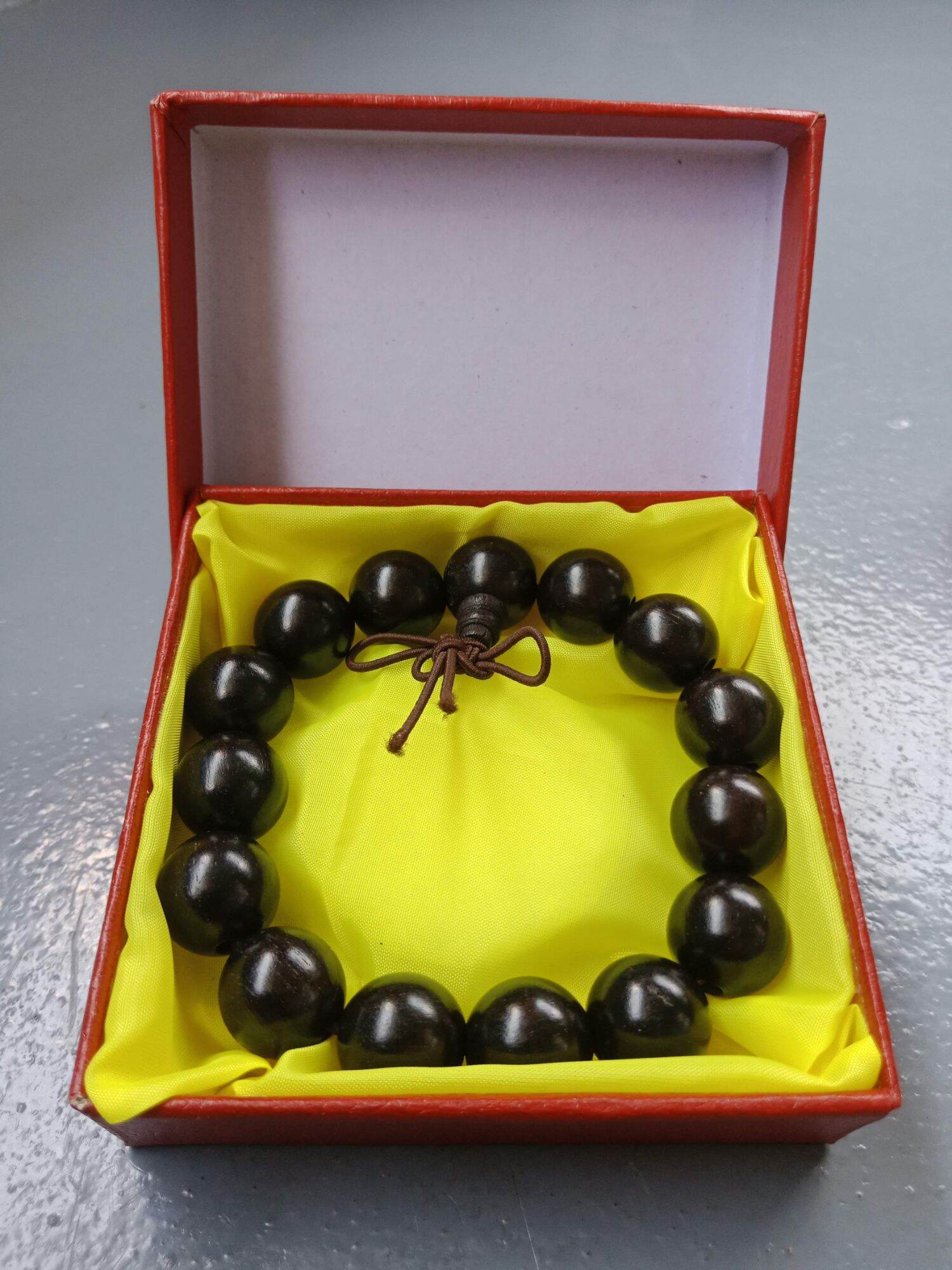 chuỗi đeo tay gỗ mun sừng