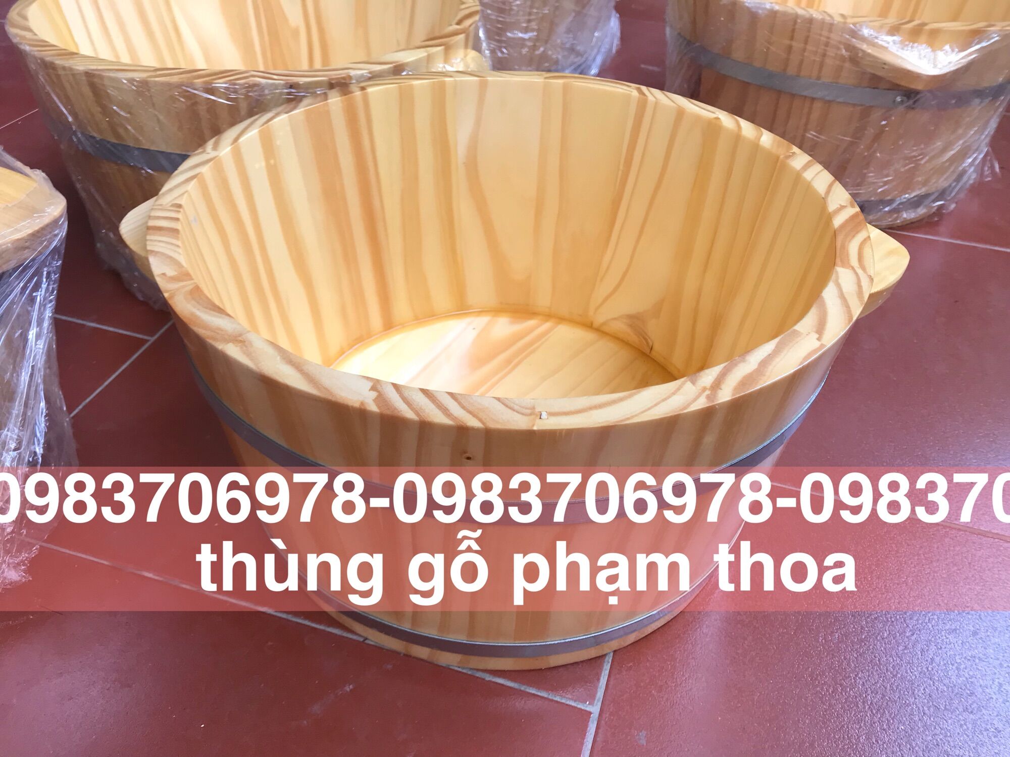 Chậu gỗ ngâm chân massage thư giãn