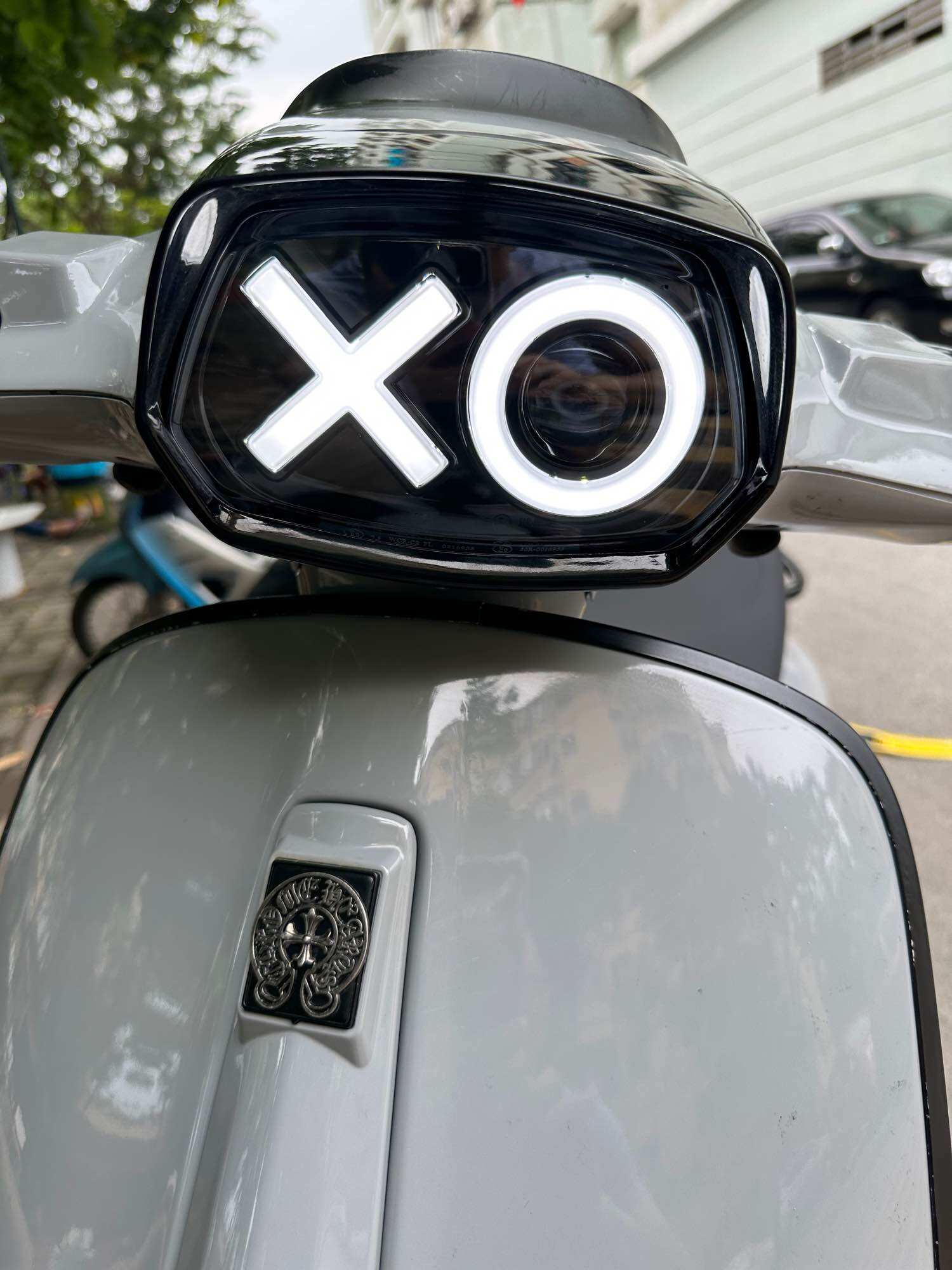 Pha led xo cho vespa sprint