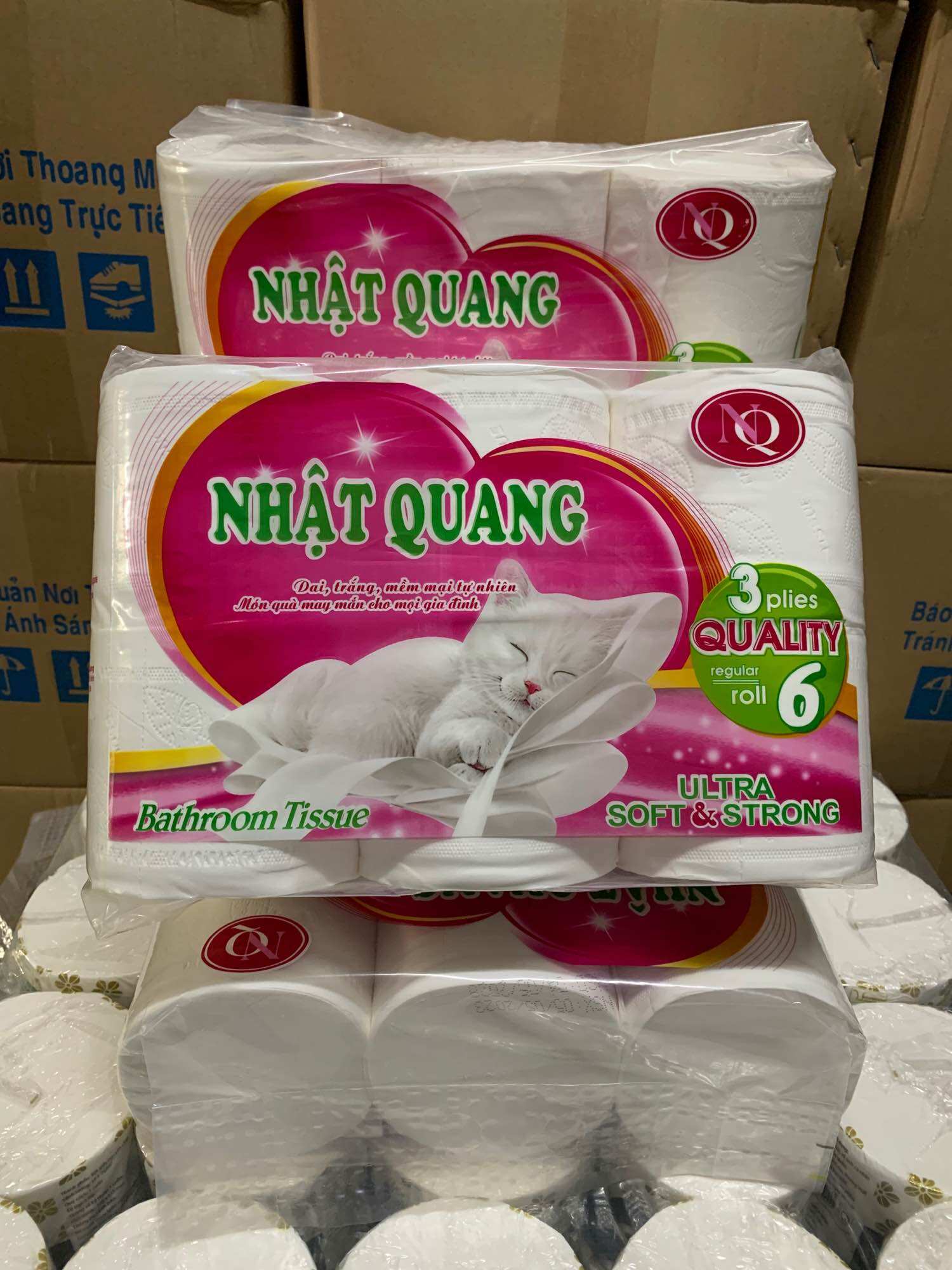 Giấy vệ sinh 6 cuộn không lõi cao cấp nhật quang- giấy lụa 3 lớp mềm mịn và dai