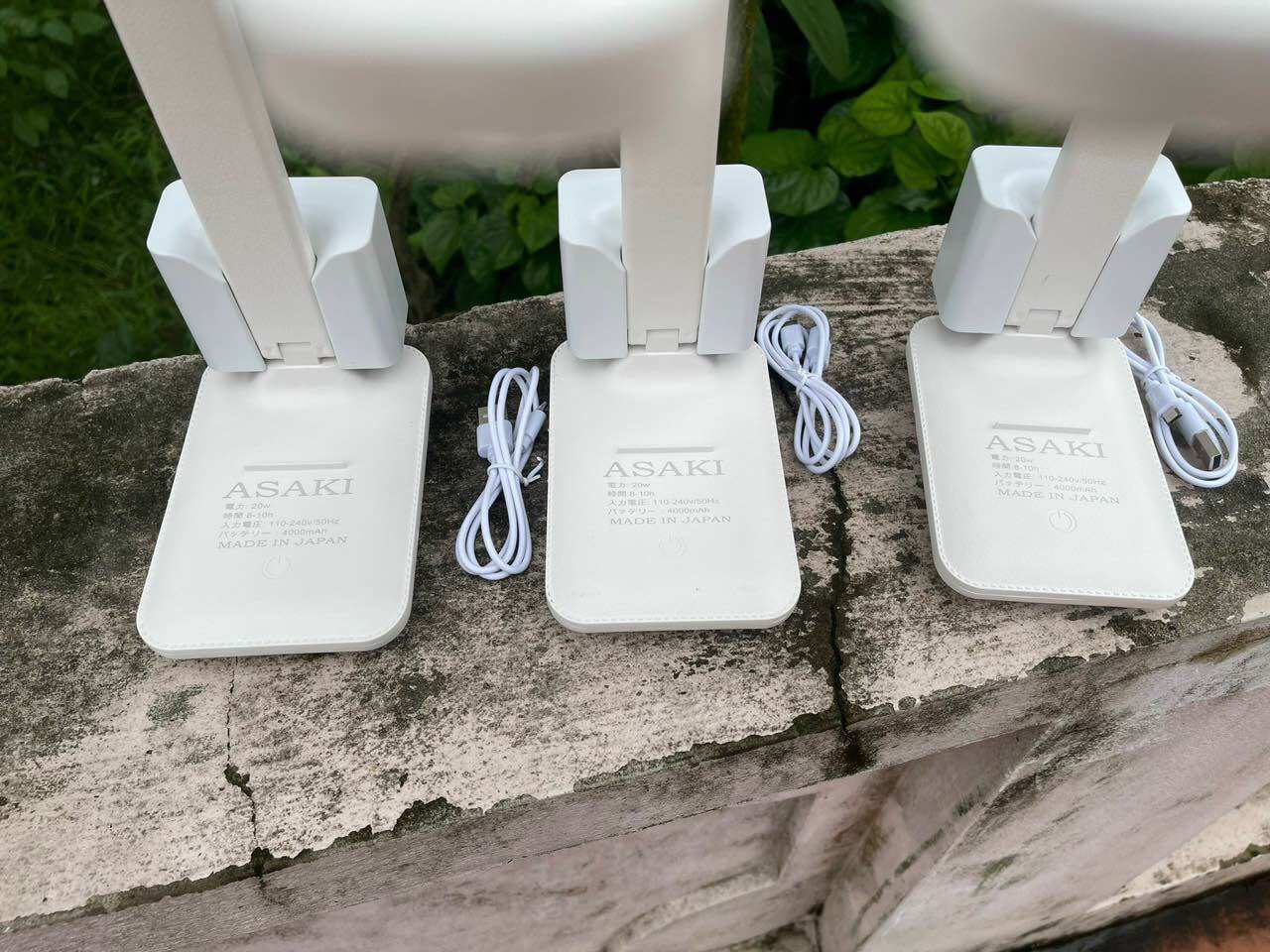 Đèn LED cảng ứng Để Bàn hàng bãi nhật( made in japan)
