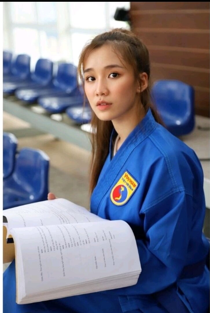 BỘ VÕ PHỤC VOVINAM KÈM THEO ĐAI