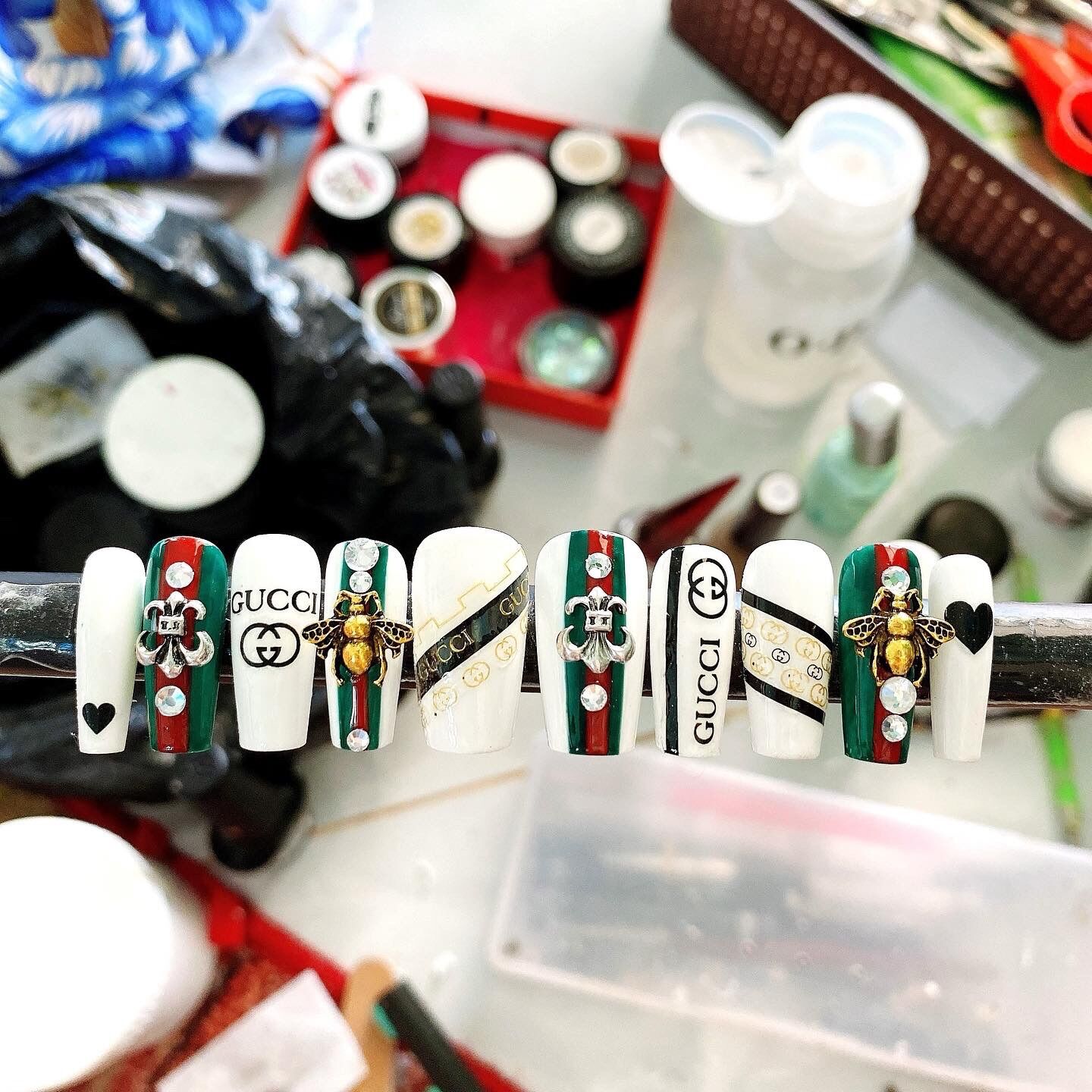 Nailbox kèm keo và dũa giá rẻ