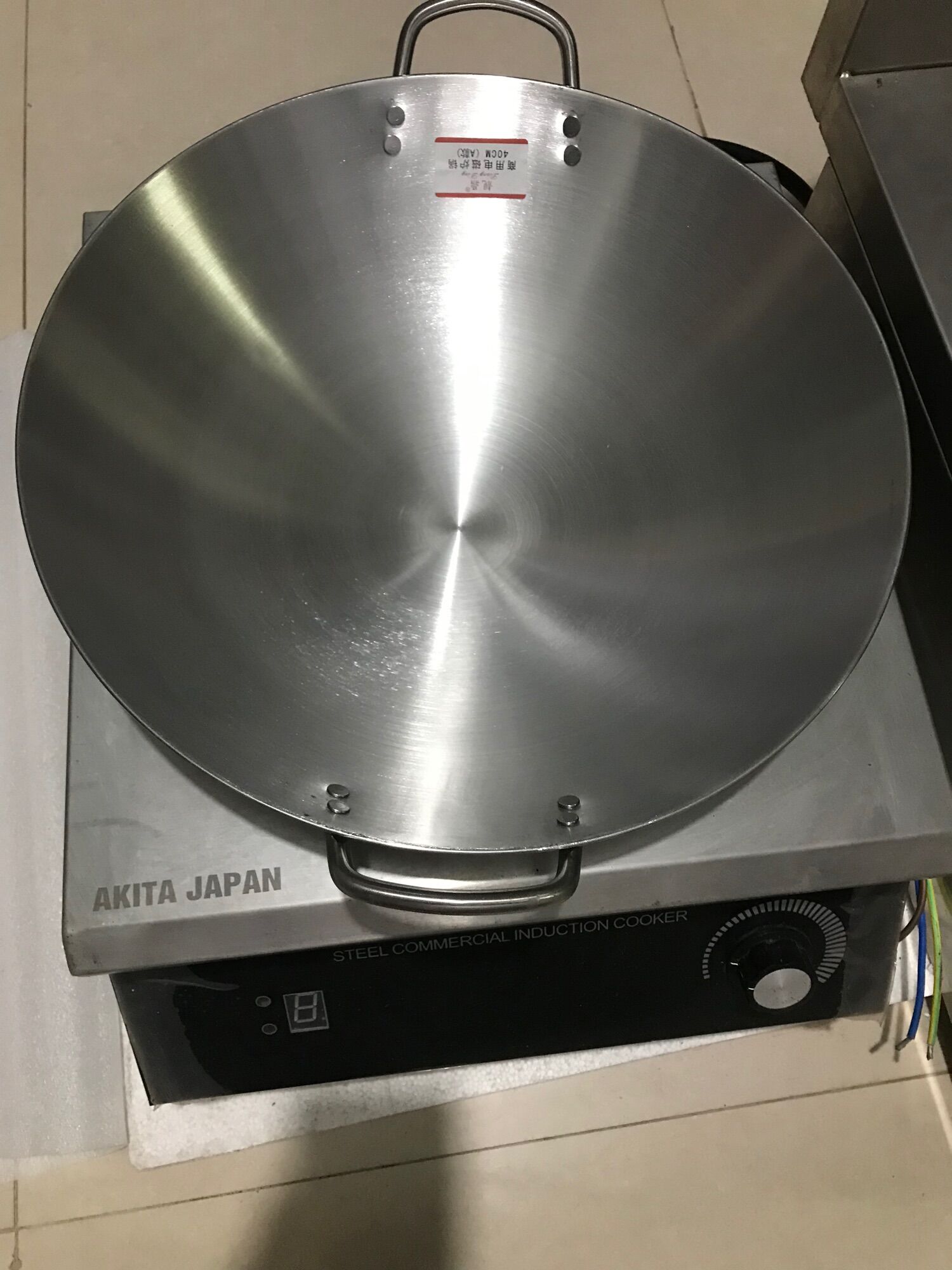Chảo inox dùng cho bếp công nghiệp 5kw mặt lõm