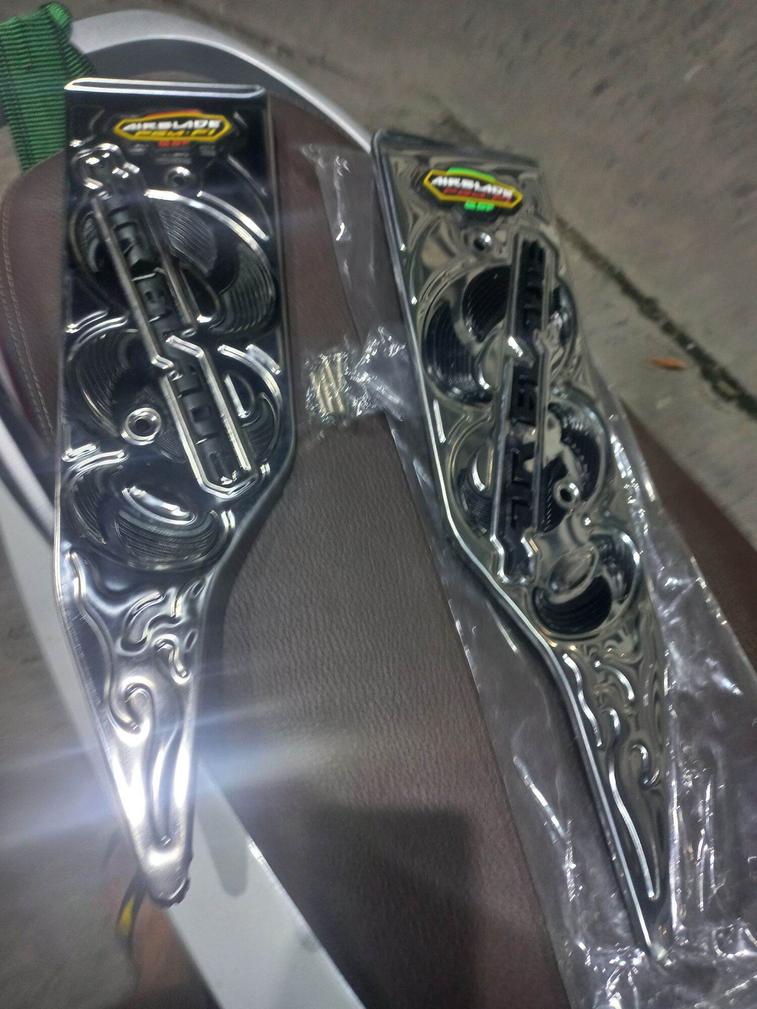 Thàm để chân inox ab 2016 - 2019