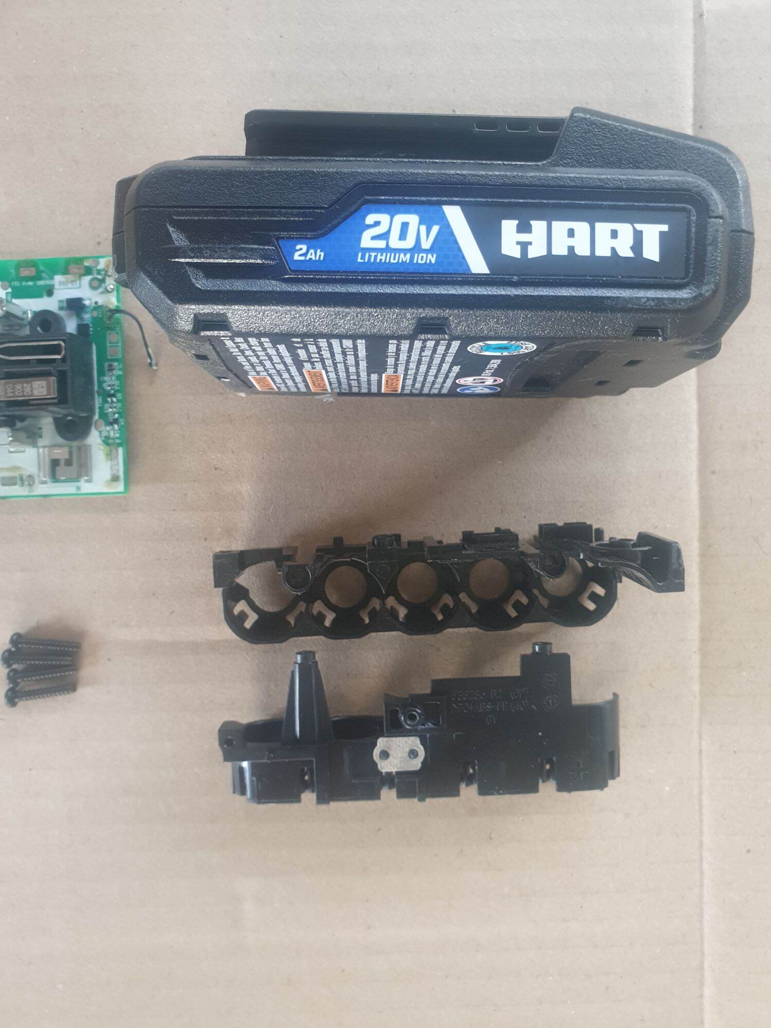 vỏ pin kèm mạch Hart 18v 2ah