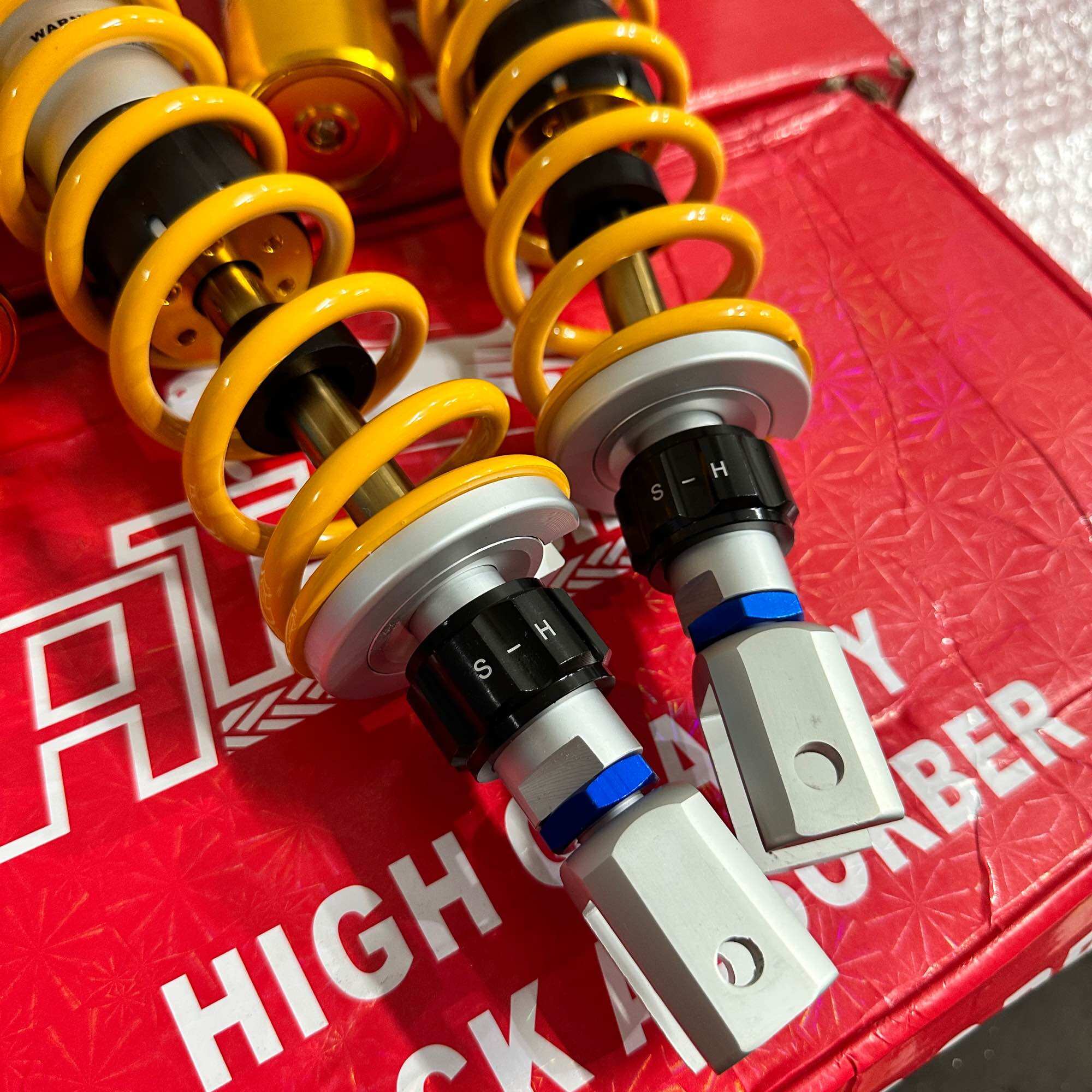 Phuộc sau ohlins bình dầu gắn Sh Việt Nam