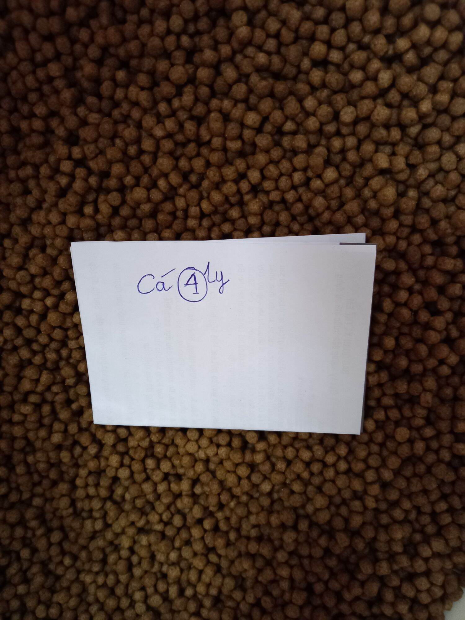THỨC ĂN CÁ KOI, CÁ 3 ĐUÔI, CÁ CẢNH CÁC LOẠI ( 4LY 30% Đạm) 500 gam / Bịt