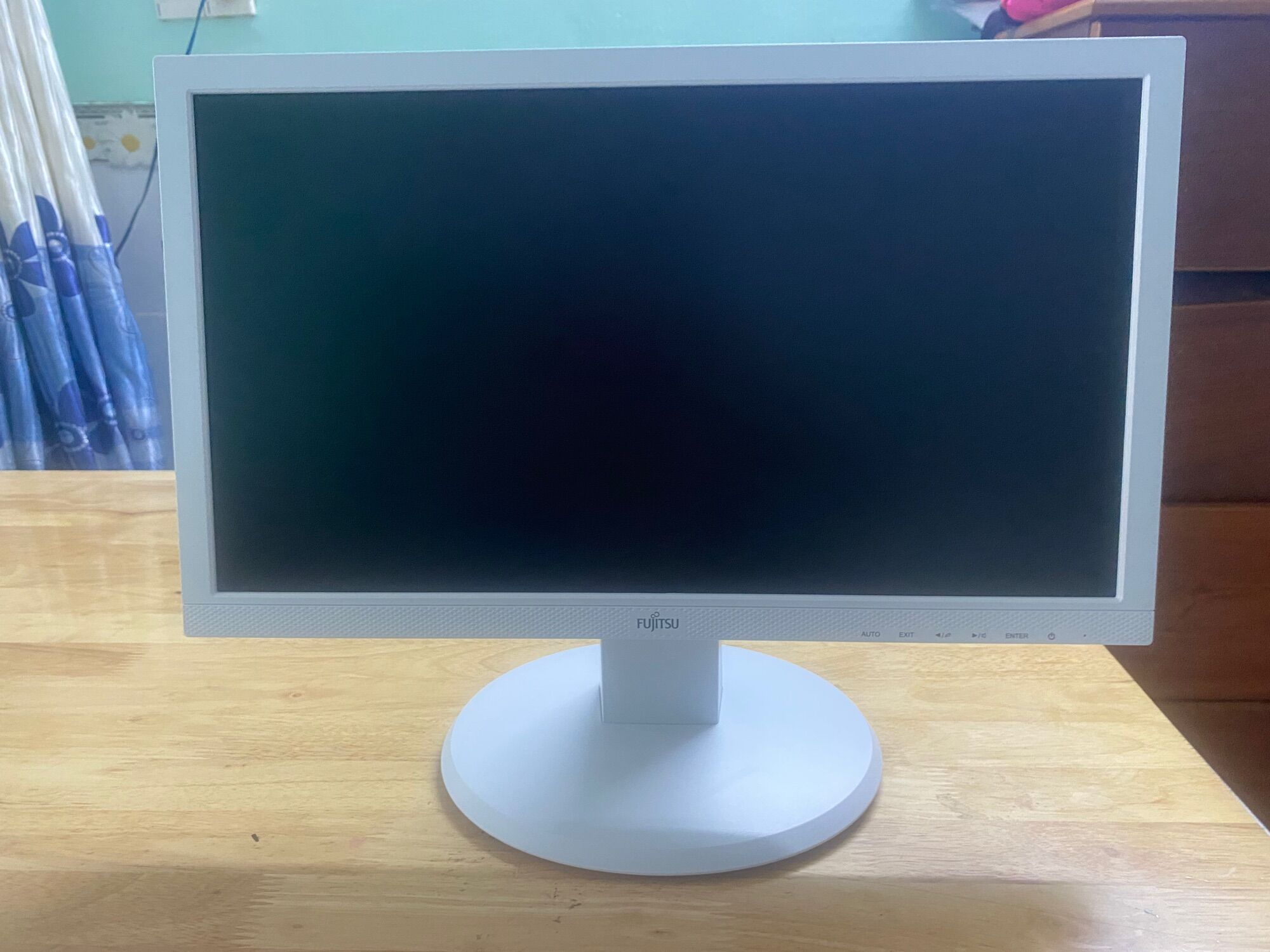 Màn hình vi tính Fujitsu 20 inch renew Fullbox