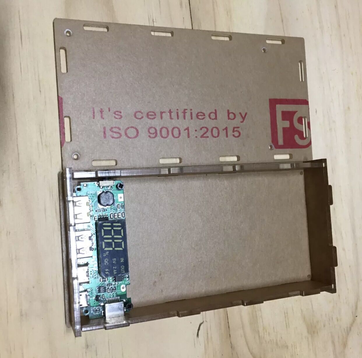 Box mica sạc dự phòng 6 cell type C, IP,micro