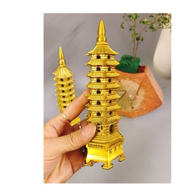 Tháp văn xương 7 tầng bằng đồng